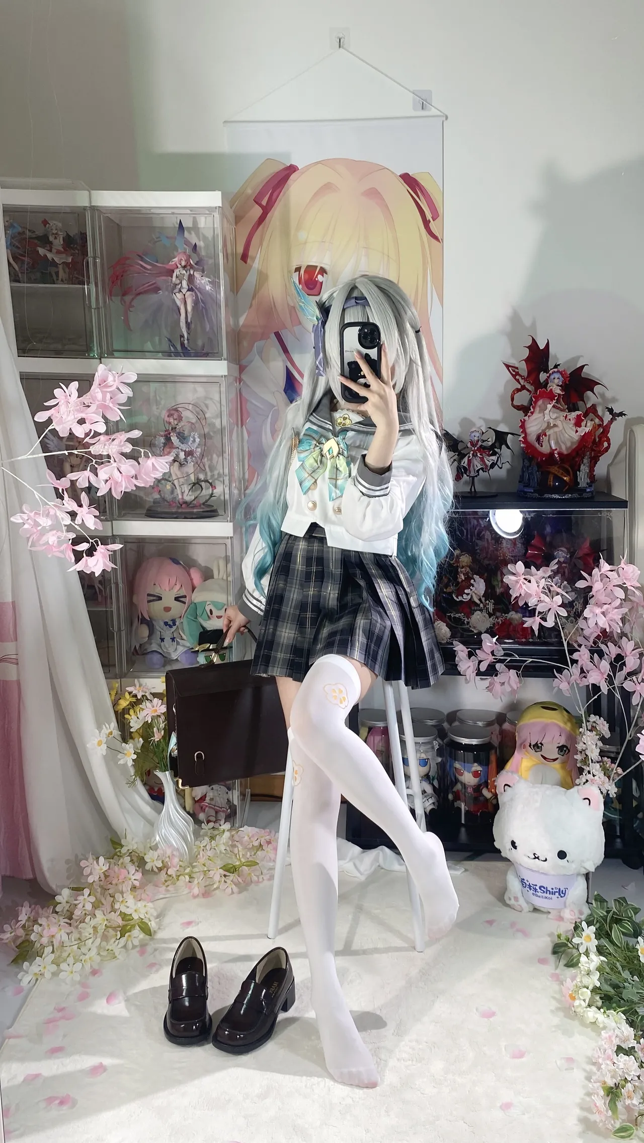 Shirly - Flowing Firefly Spring Gift (Honkai: Star Rail) Shirly - Flowing Firefly Spring Gift (Honkai: Star Rail)