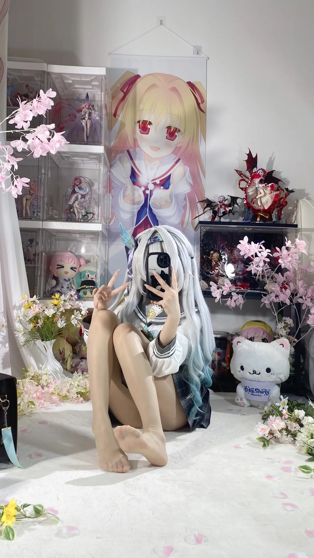 Shirly - Flowing Firefly Spring Gift (Honkai: Star Rail) Shirly - Flowing Firefly Spring Gift (Honkai: Star Rail)