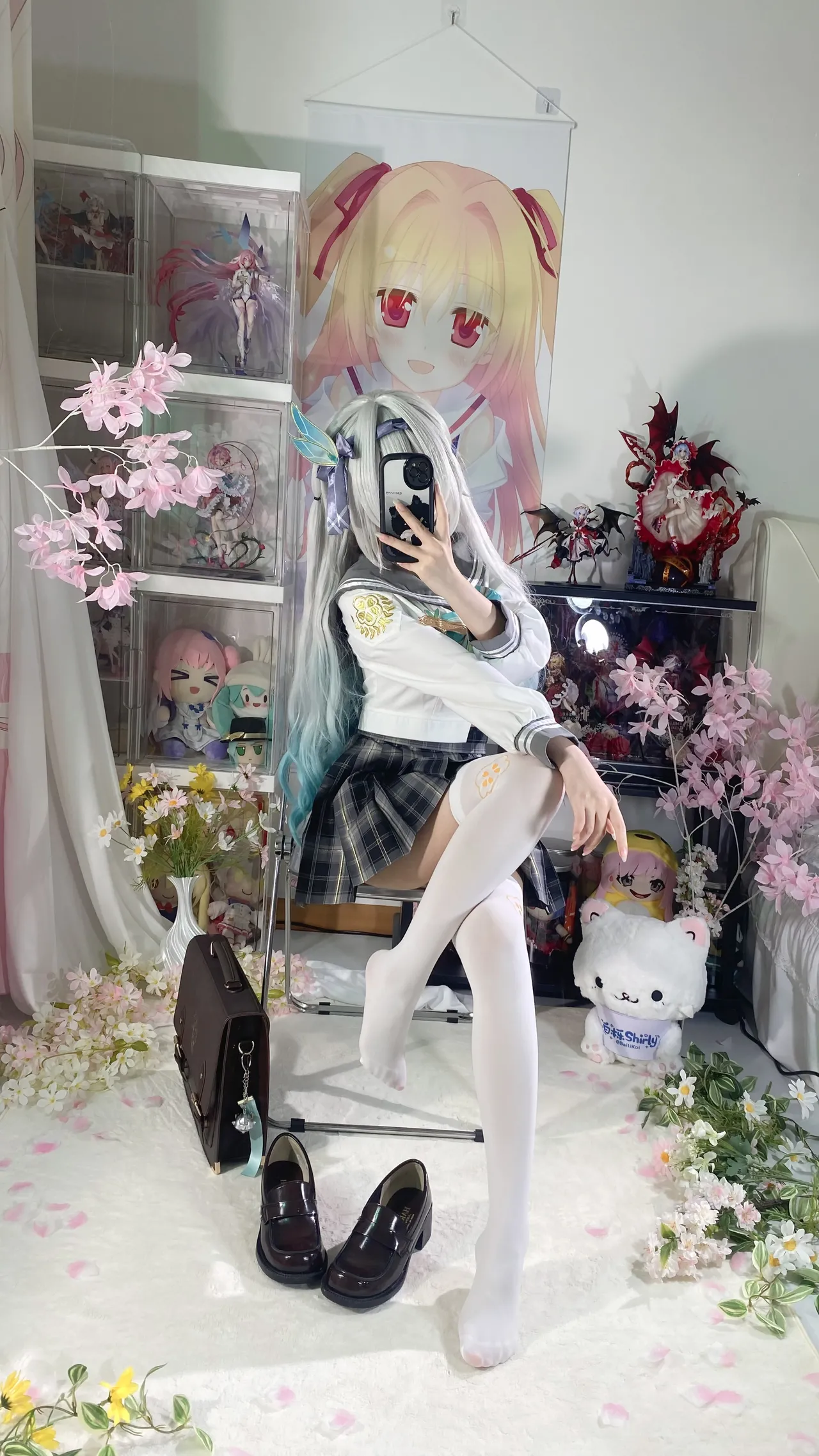 Shirly - Flowing Firefly Spring Gift (Honkai: Star Rail) Shirly - Flowing Firefly Spring Gift (Honkai: Star Rail)