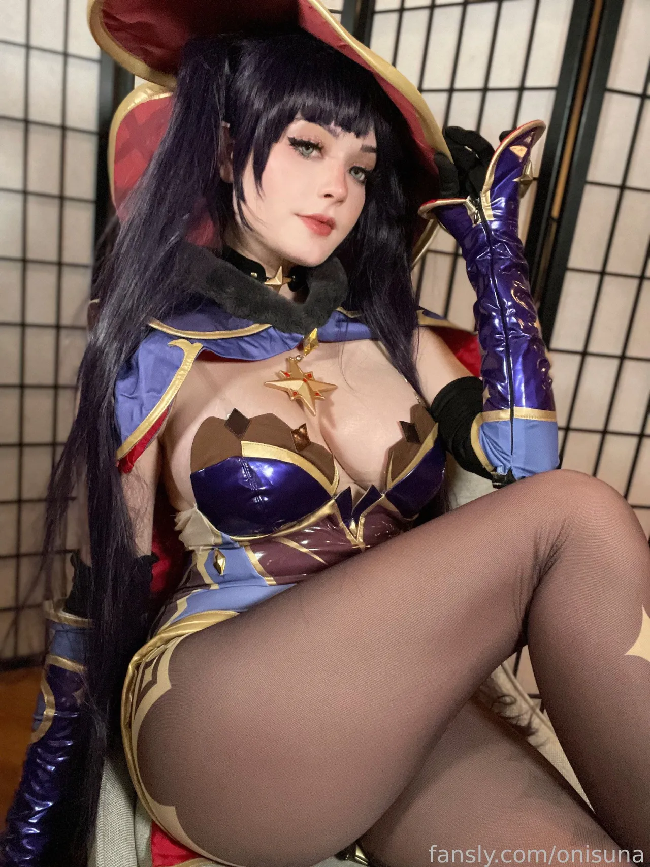 Onisuna - Mona Onisuna - Mona