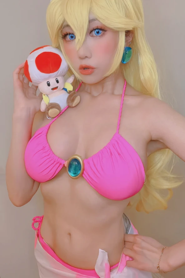 Usagi Christy - Peach bikini 7 Usagi Christy - Peach bikini