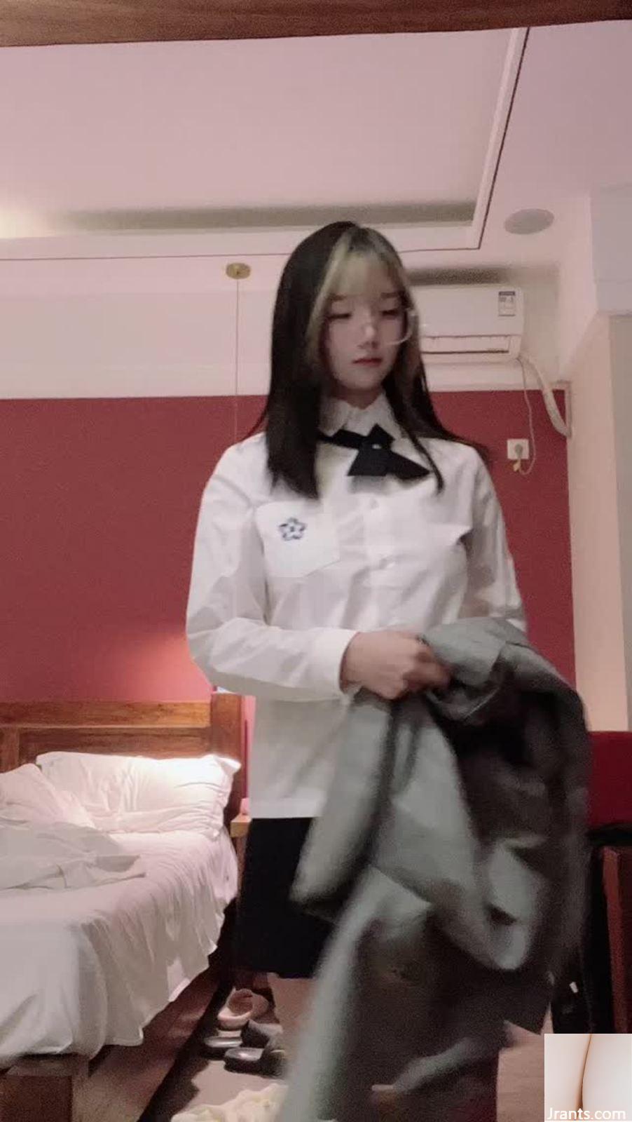 莉犬酱 – 莉的初夏+推特ins (61P) 莉犬酱 – 莉的初夏+推特ins (61P)