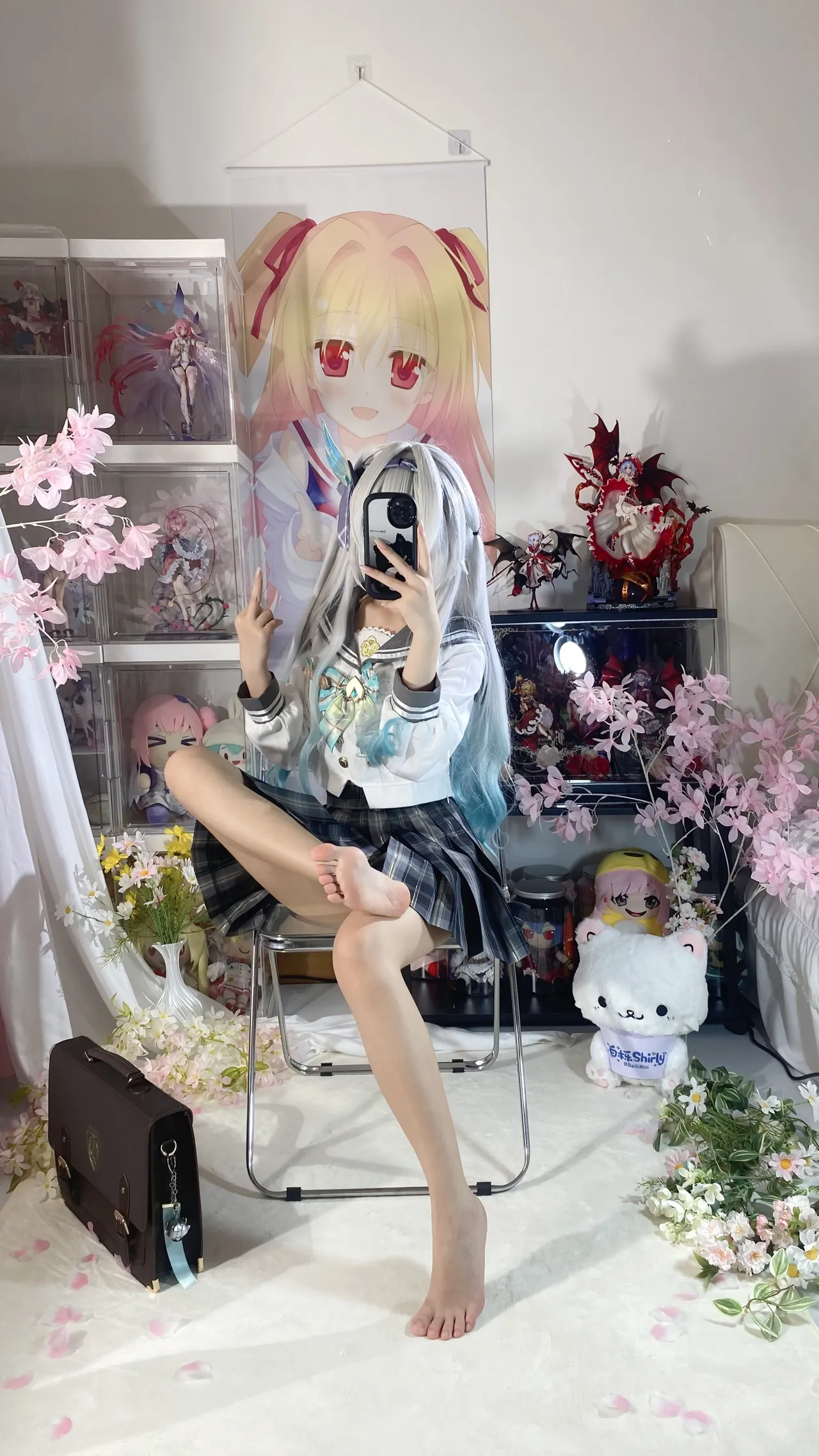 Shirly - Flowing Firefly Spring Gift (Honkai: Star Rail) Shirly - Flowing Firefly Spring Gift (Honkai: Star Rail)