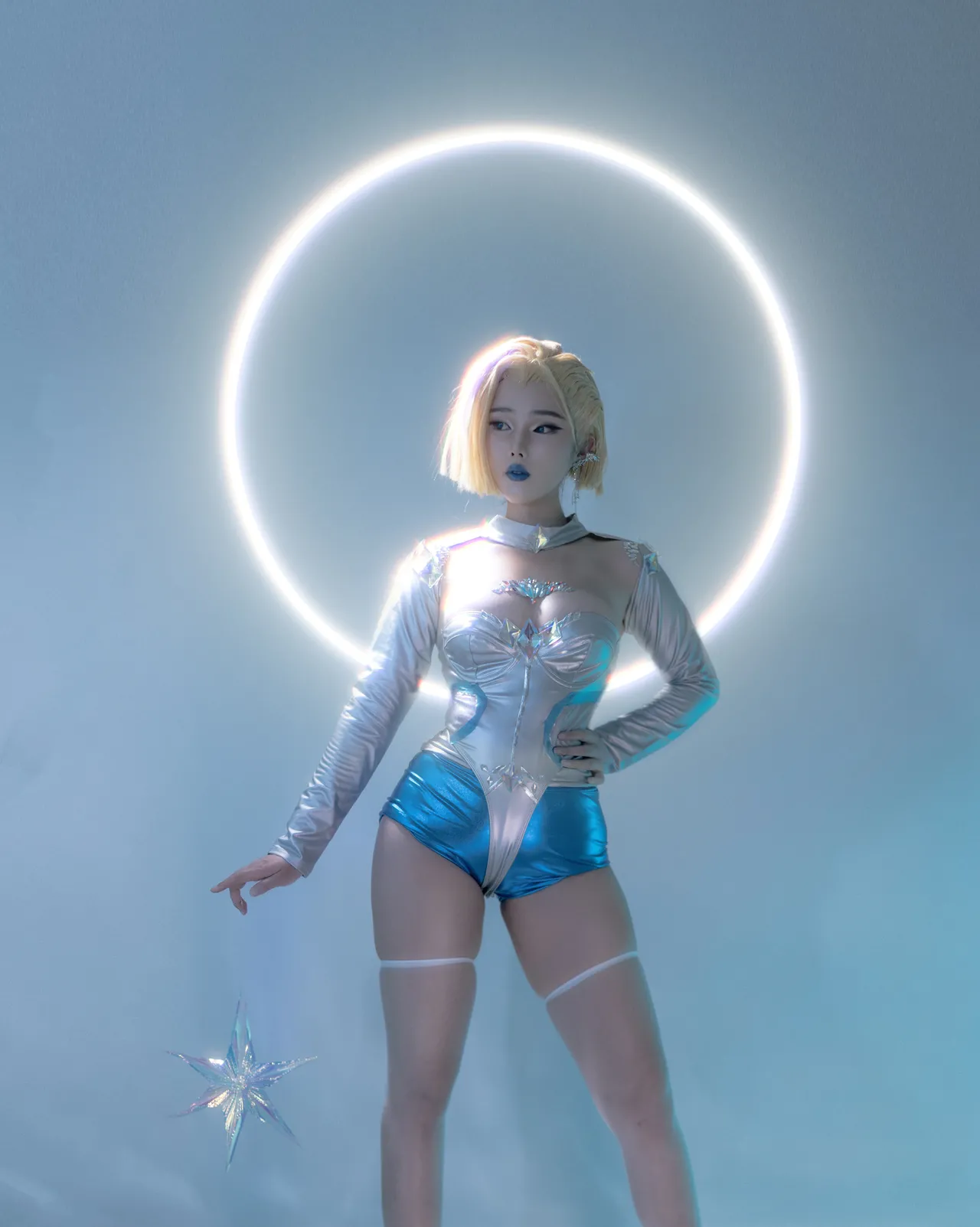 Coser@ Titi alloy: White Queen Coser@ Titi alloy: White Queen