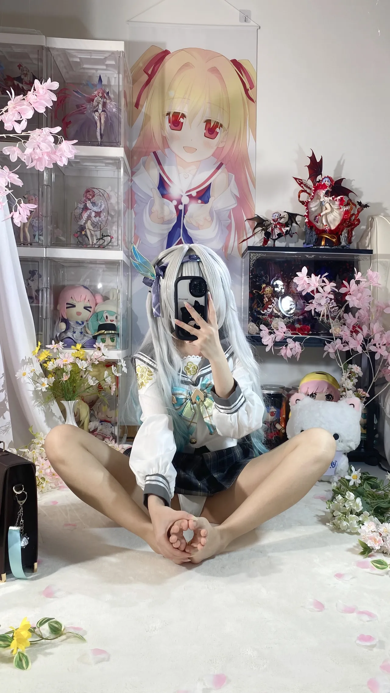 Shirly - Flowing Firefly Spring Gift (Honkai: Star Rail) Shirly - Flowing Firefly Spring Gift (Honkai: Star Rail)