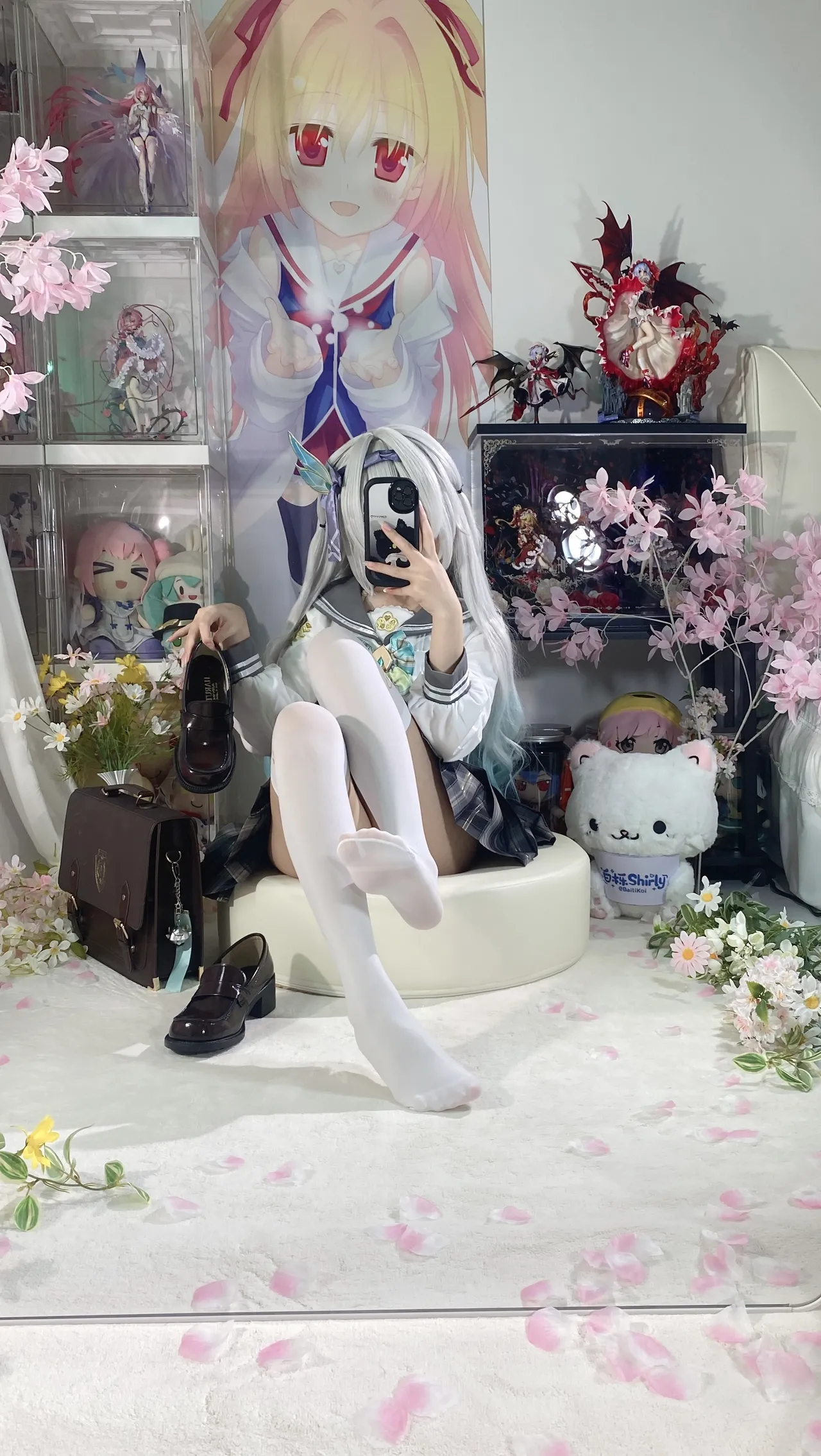 Shirly - Flowing Firefly Spring Gift (Honkai: Star Rail) Shirly - Flowing Firefly Spring Gift (Honkai: Star Rail)