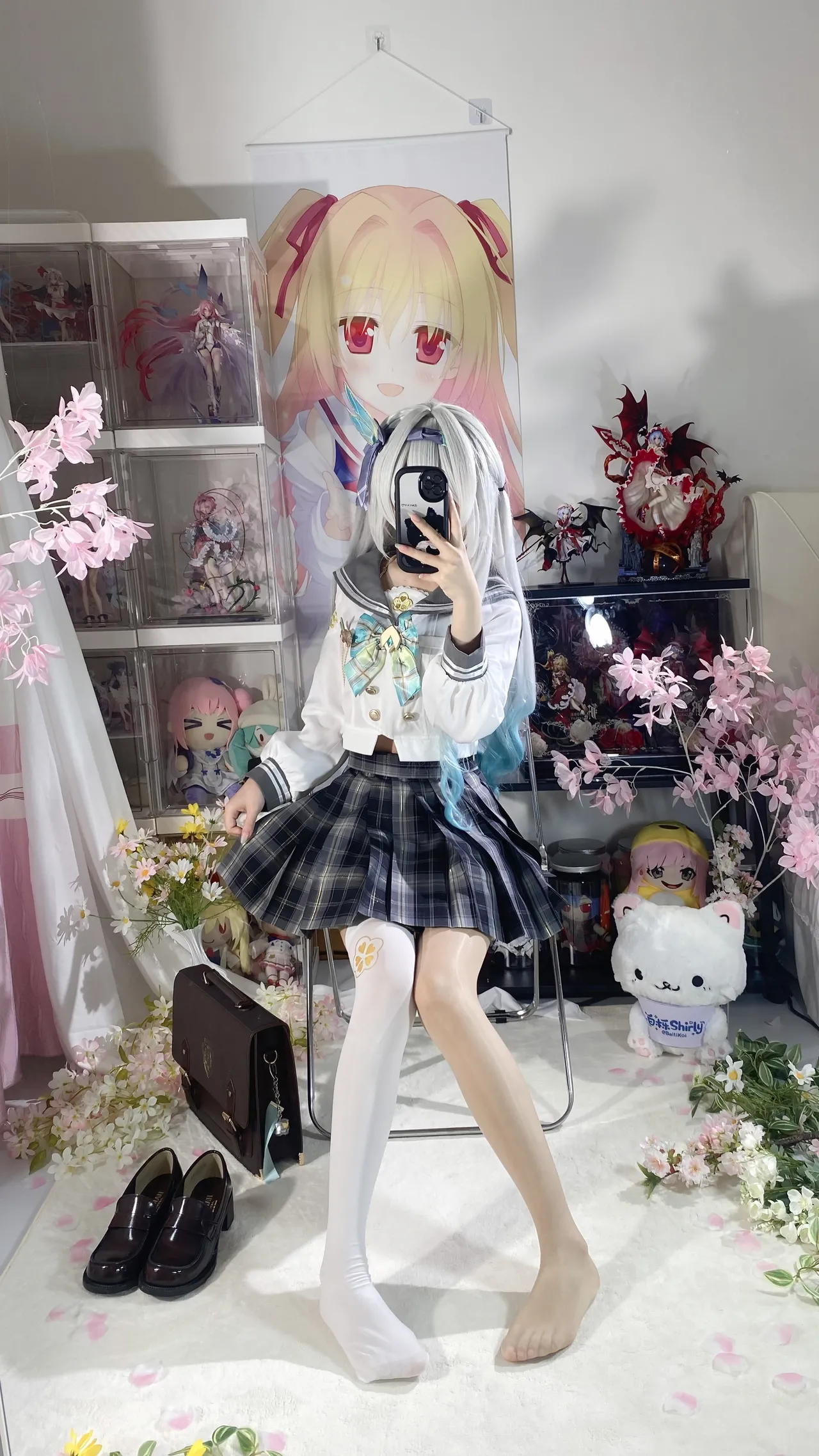 Shirly - Flowing Firefly Spring Gift (Honkai: Star Rail) Shirly - Flowing Firefly Spring Gift (Honkai: Star Rail)