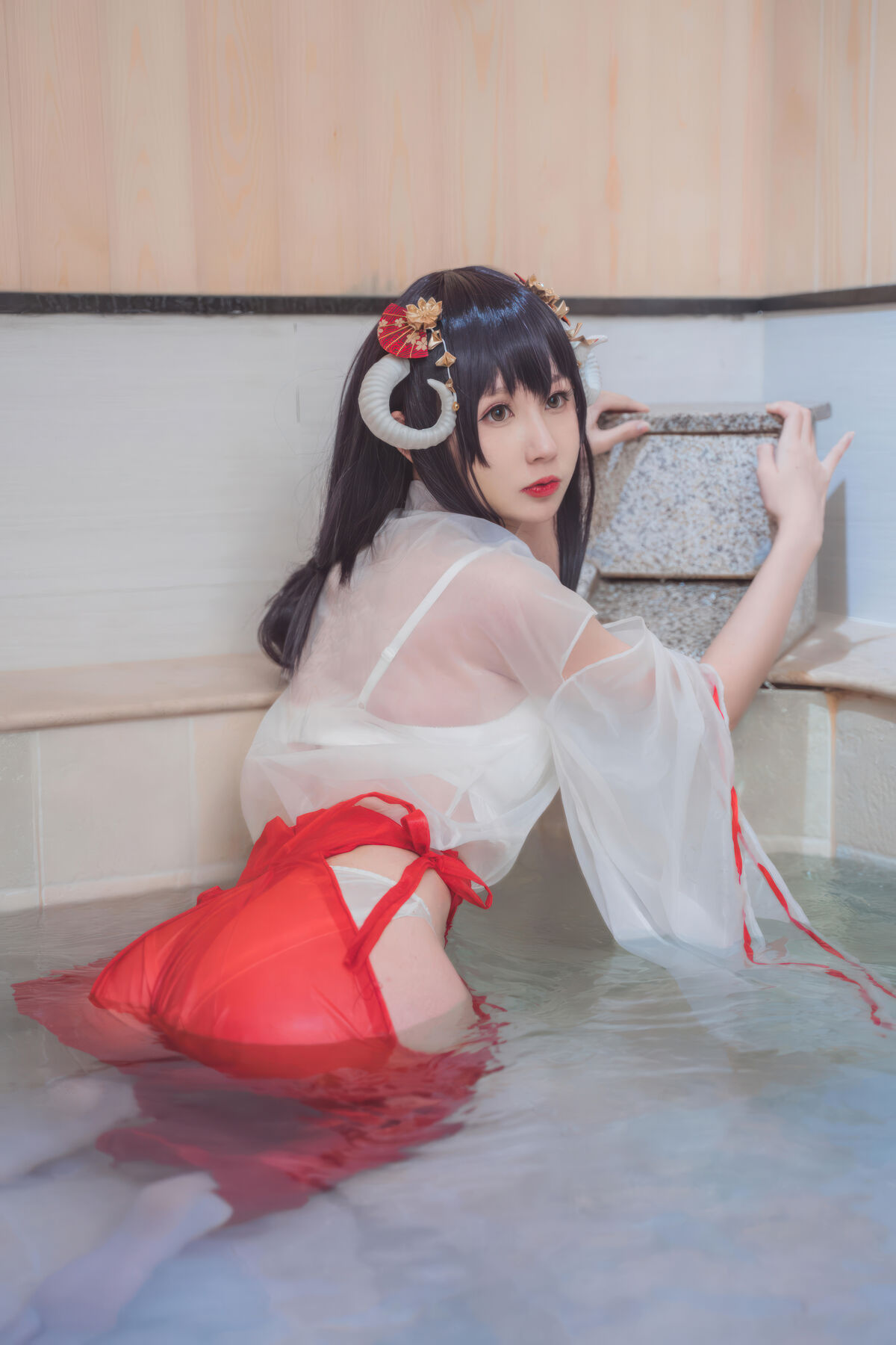 Coser@ Saionji Nanga - Transparent Miko (31P) Coser@ Saionji Nanga - Transparent Miko (31P)