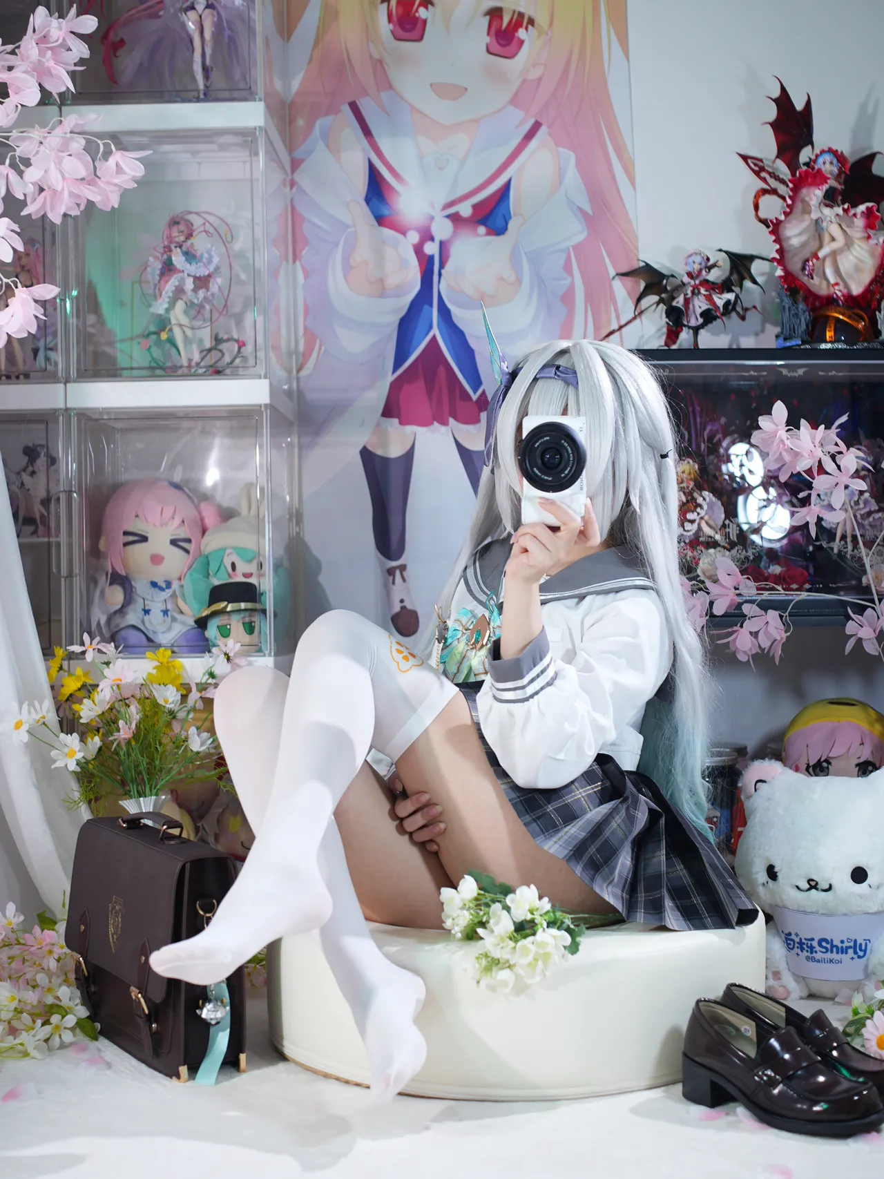 Shirly - Flowing Firefly Spring Gift (Honkai: Star Rail) Shirly - Flowing Firefly Spring Gift (Honkai: Star Rail)