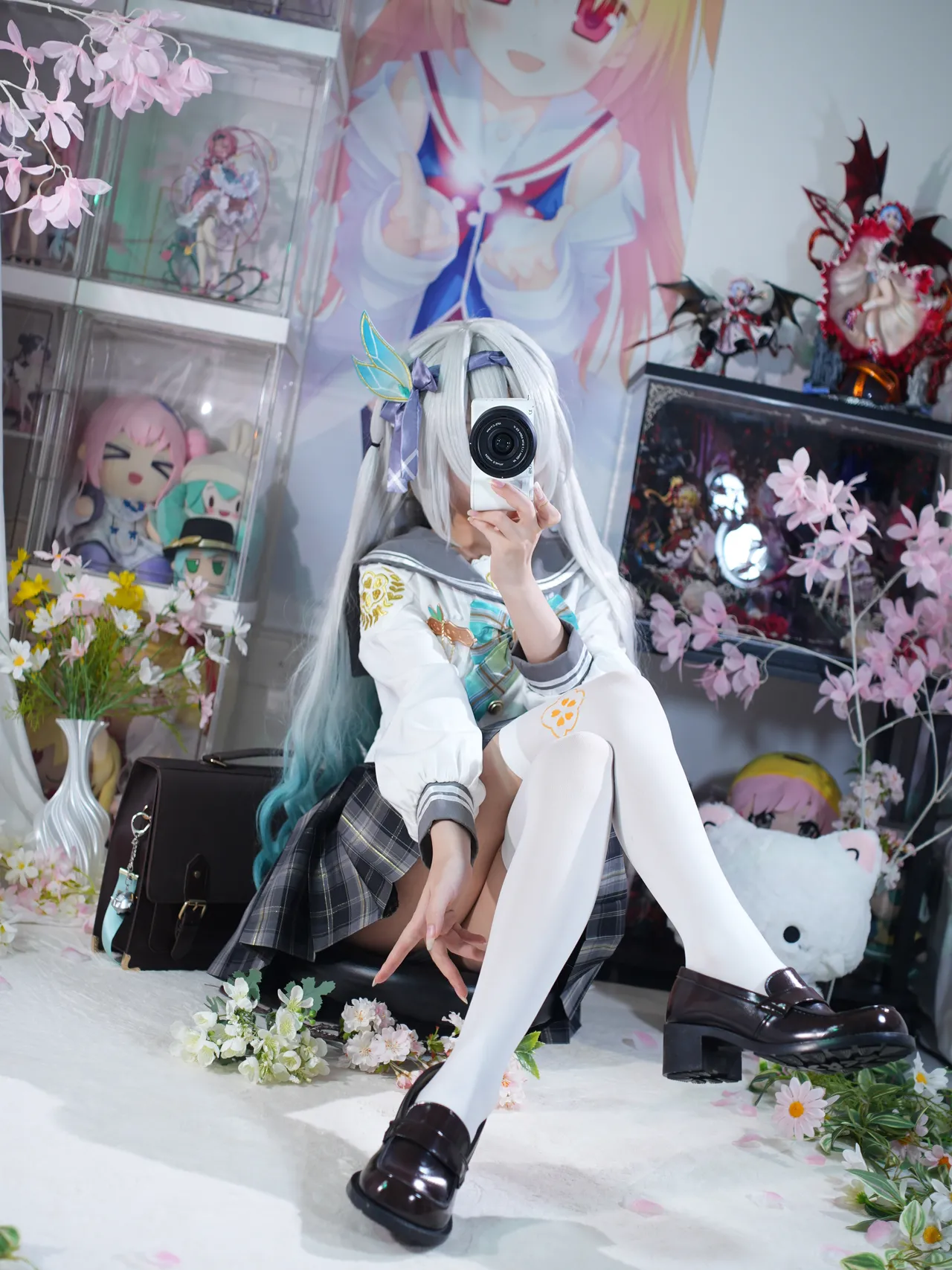 Shirly - Flowing Firefly Spring Gift (Honkai: Star Rail) Shirly - Flowing Firefly Spring Gift (Honkai: Star Rail)