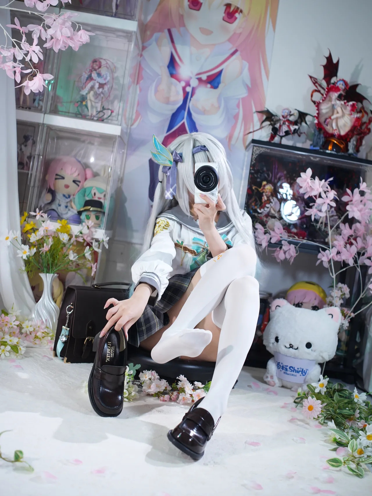 Shirly - Flowing Firefly Spring Gift (Honkai: Star Rail) Shirly - Flowing Firefly Spring Gift (Honkai: Star Rail)