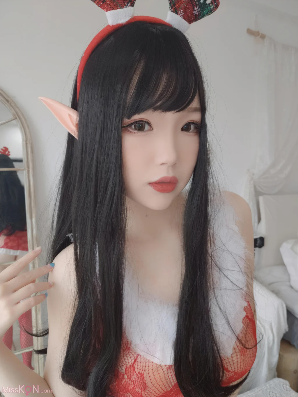 Coser@雪晴Astra: 圣诞节自拍 (140 photos) Coser@雪晴Astra: 圣诞节自拍 (140 photos)