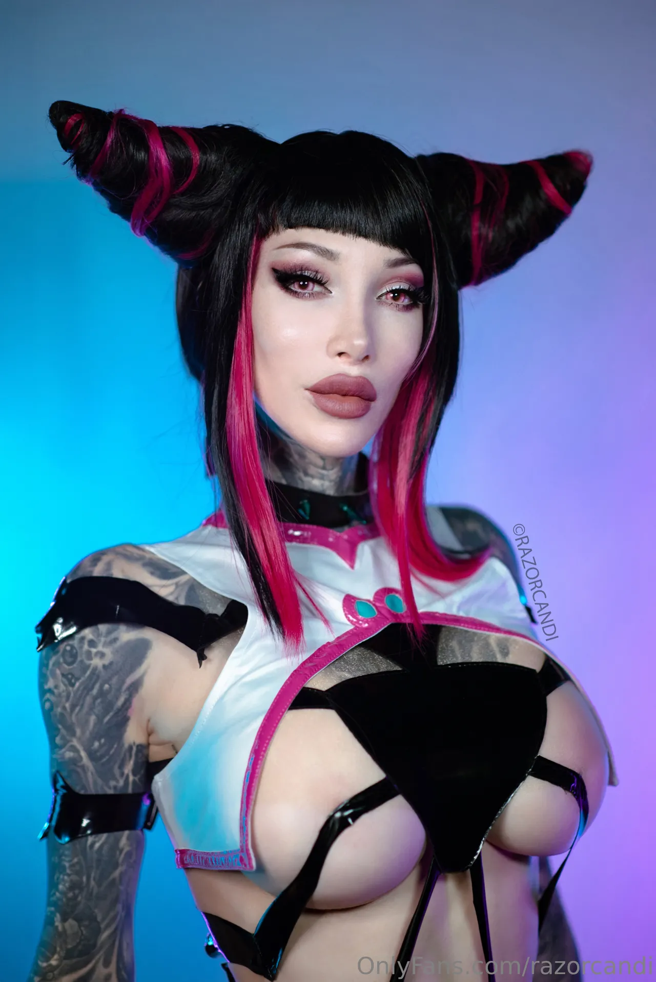 Razor Candi - Juri Han Razor Candi - Juri Han