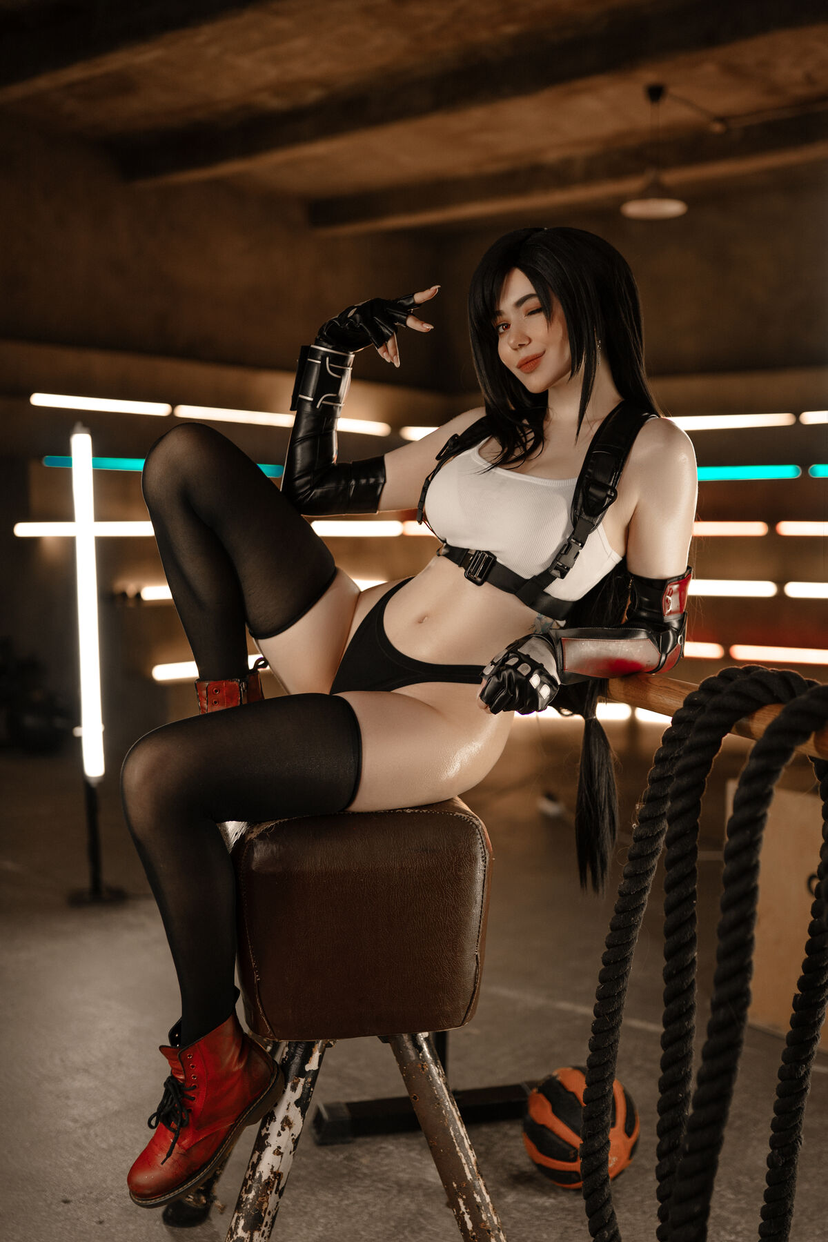 Coser@Alina Becker - Tifa Gym V2 (50P) Coser@Alina Becker - Tifa Gym V2 (50P)