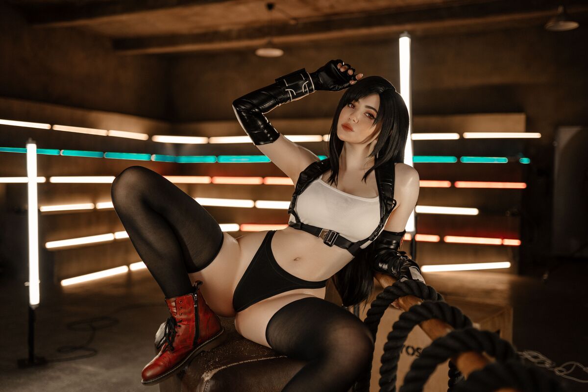 Coser@Alina Becker - Tifa Gym V2 (50P) Coser@Alina Becker - Tifa Gym V2 (50P)