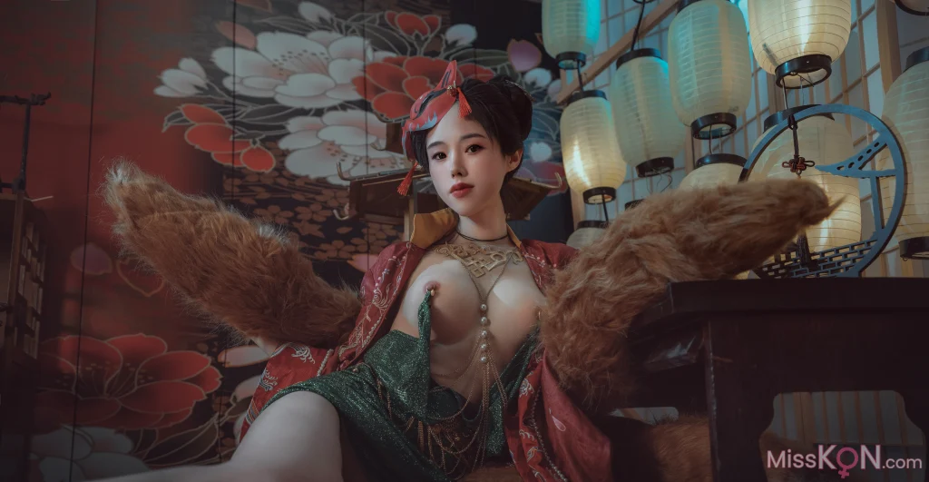 Coser@钛合金TiTi: 青丘赤狐 (64 photos) Coser@钛合金TiTi: 青丘赤狐 (64 photos)