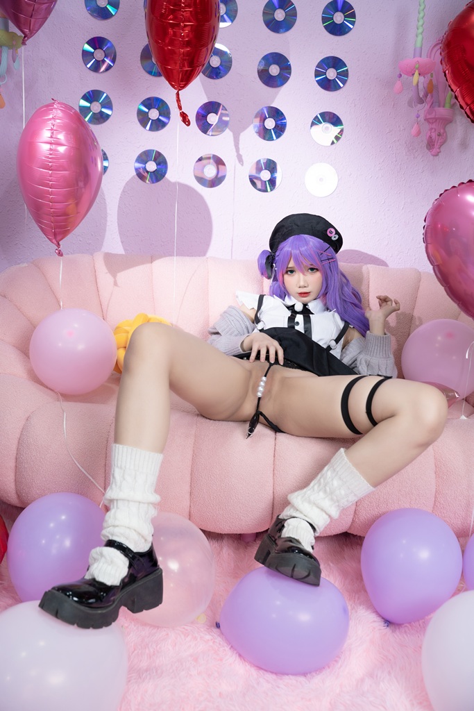 PoppaChan – Tokoyami Towa PoppaChan – Tokoyami Towa