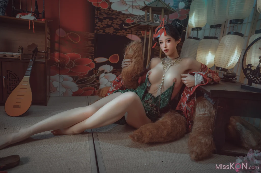 Coser@钛合金TiTi: 青丘赤狐 (64 photos) Coser@钛合金TiTi: 青丘赤狐 (64 photos)