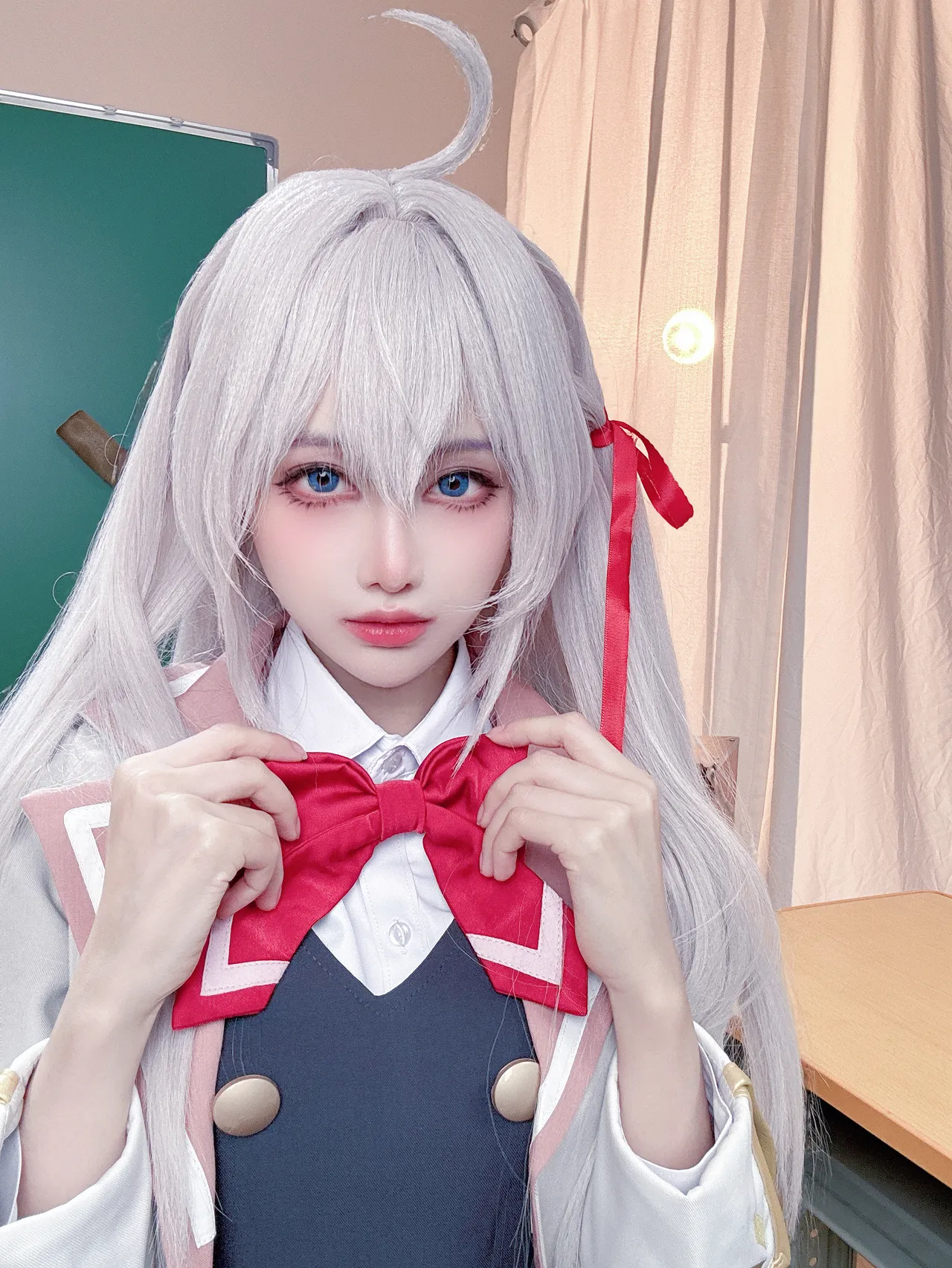 Shika Fawn Deer - Neighbor Ellie, who softly hides her shame in Russian from time to time Shika Fawn Deer - Neighbor Ellie, who softly hides her shame in Russian from time to time