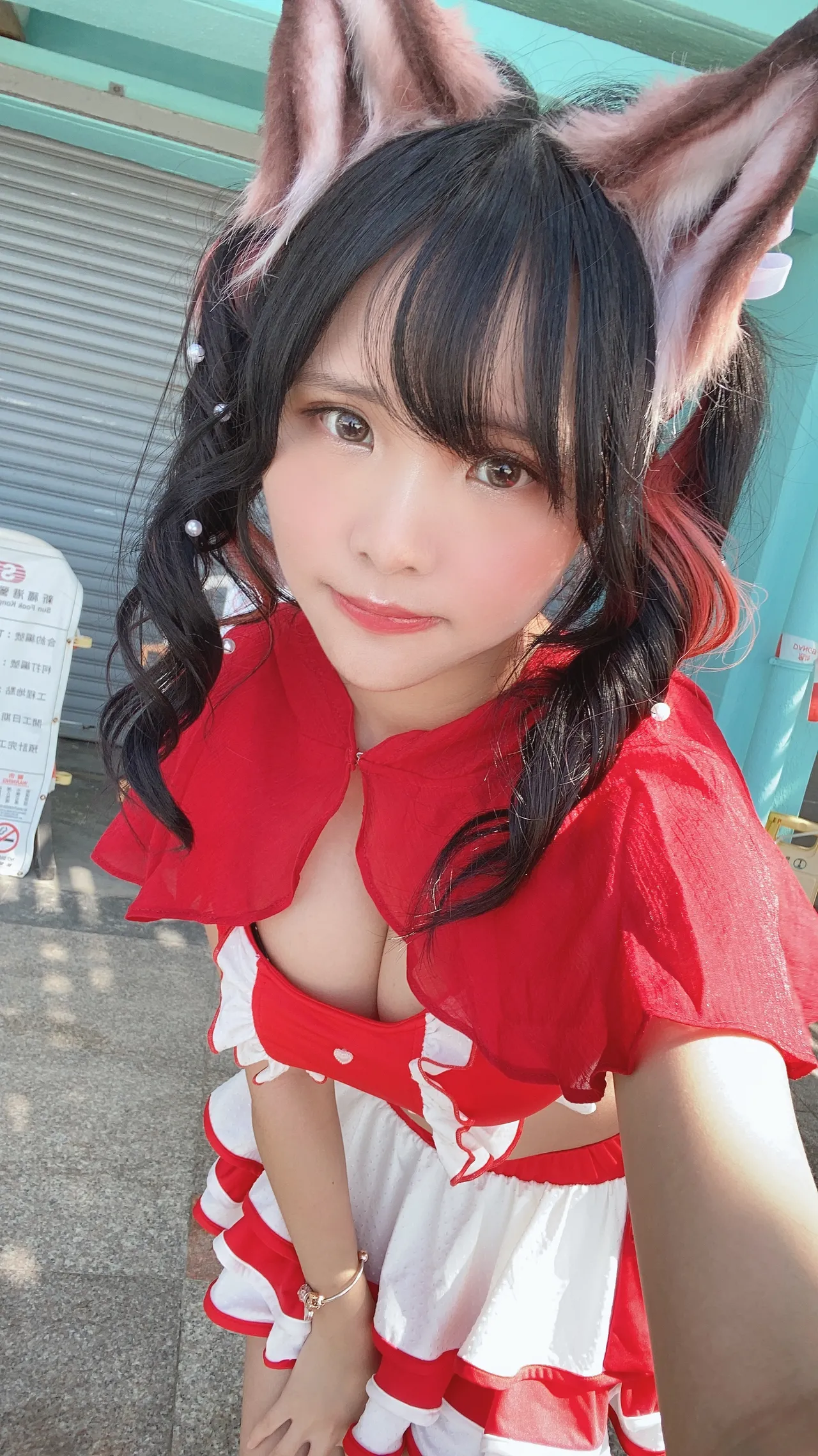 Niya Gerda - Red Hood Bad Wolf Niya Gerda - Red Hood Bad Wolf