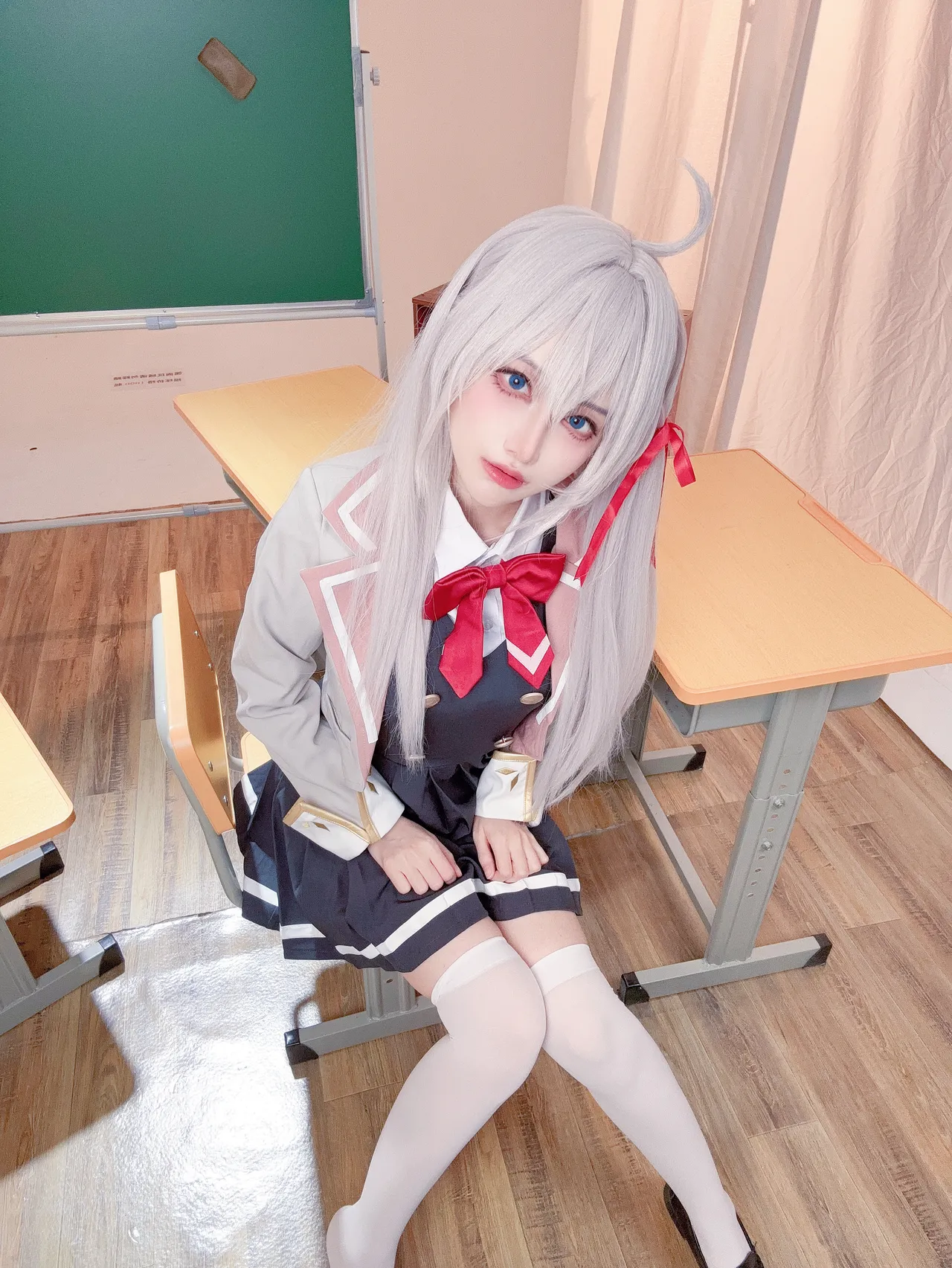 Shika Fawn Deer - Neighbor Ellie, who softly hides her shame in Russian from time to time Shika Fawn Deer - Neighbor Ellie, who softly hides her shame in Russian from time to time