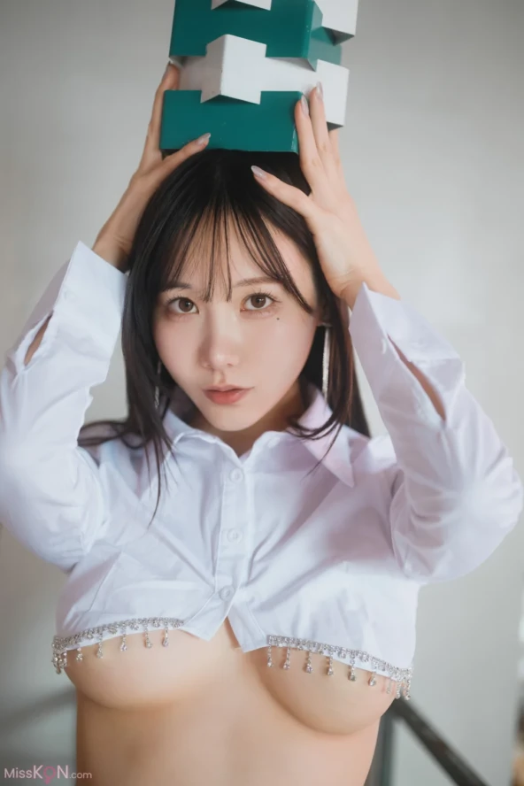 Coser@けん研 (けんけん): Silver Photobook (110 photos) 7 Coser@けん研 (けんけん): Silver Photobook (110 photos)