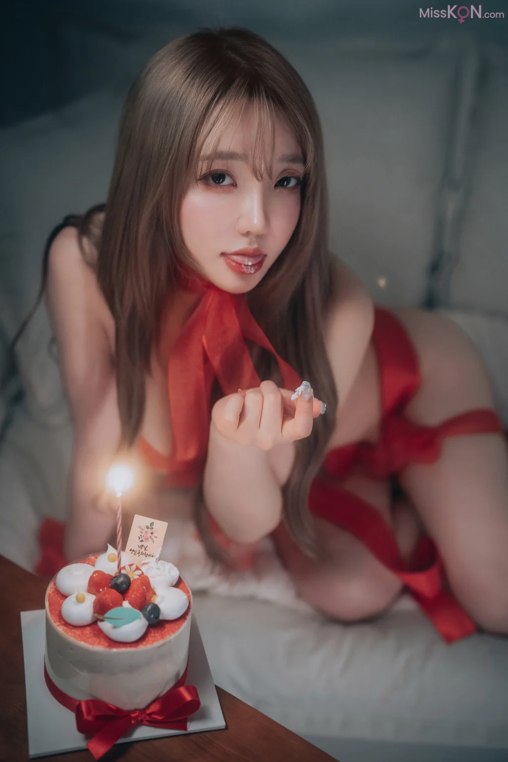 DJAWA Photo – Son Ye-Eun (손예은): Happy Solo Birthday (251 photos) DJAWA Photo – Son Ye-Eun (손예은): Happy Solo Birthday (251 photos)
