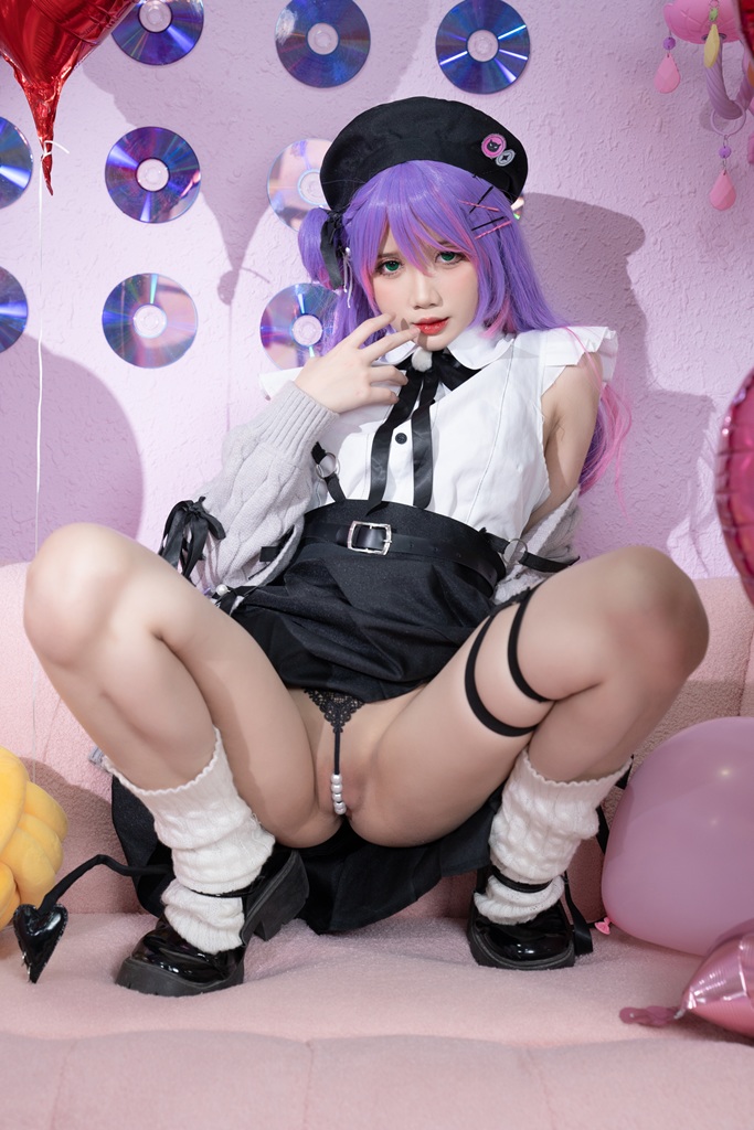 PoppaChan – Tokoyami Towa PoppaChan – Tokoyami Towa