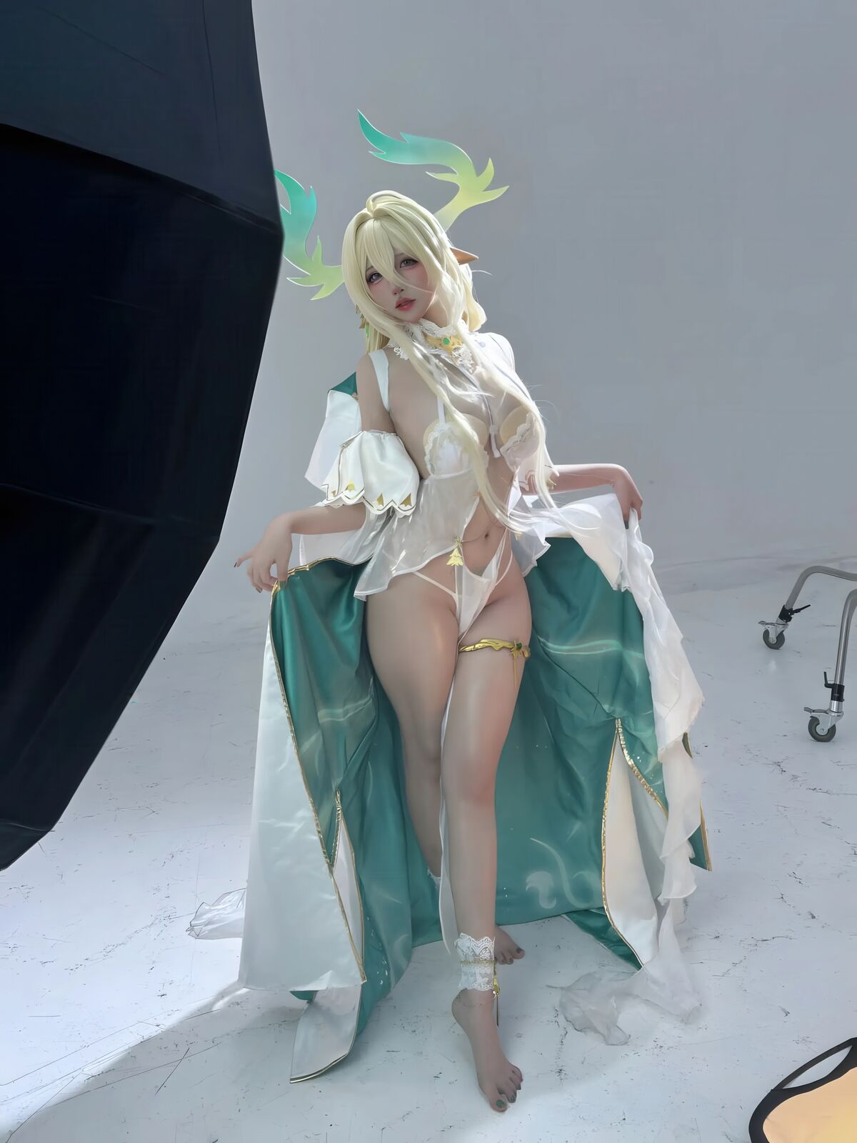 Coser@ Axun kaOri - Azur Route Golden Lion Part04 (60P) Coser@ Axun kaOri - Azur Route Golden Lion Part04 (60P)