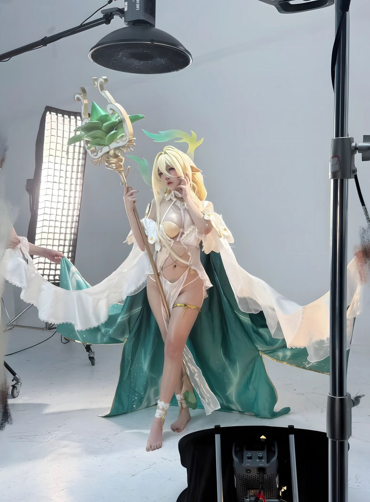 Coser@ Axun kaOri - Azur Route Golden Lion Part04 (60P) Coser@ Axun kaOri - Azur Route Golden Lion Part04 (60P)