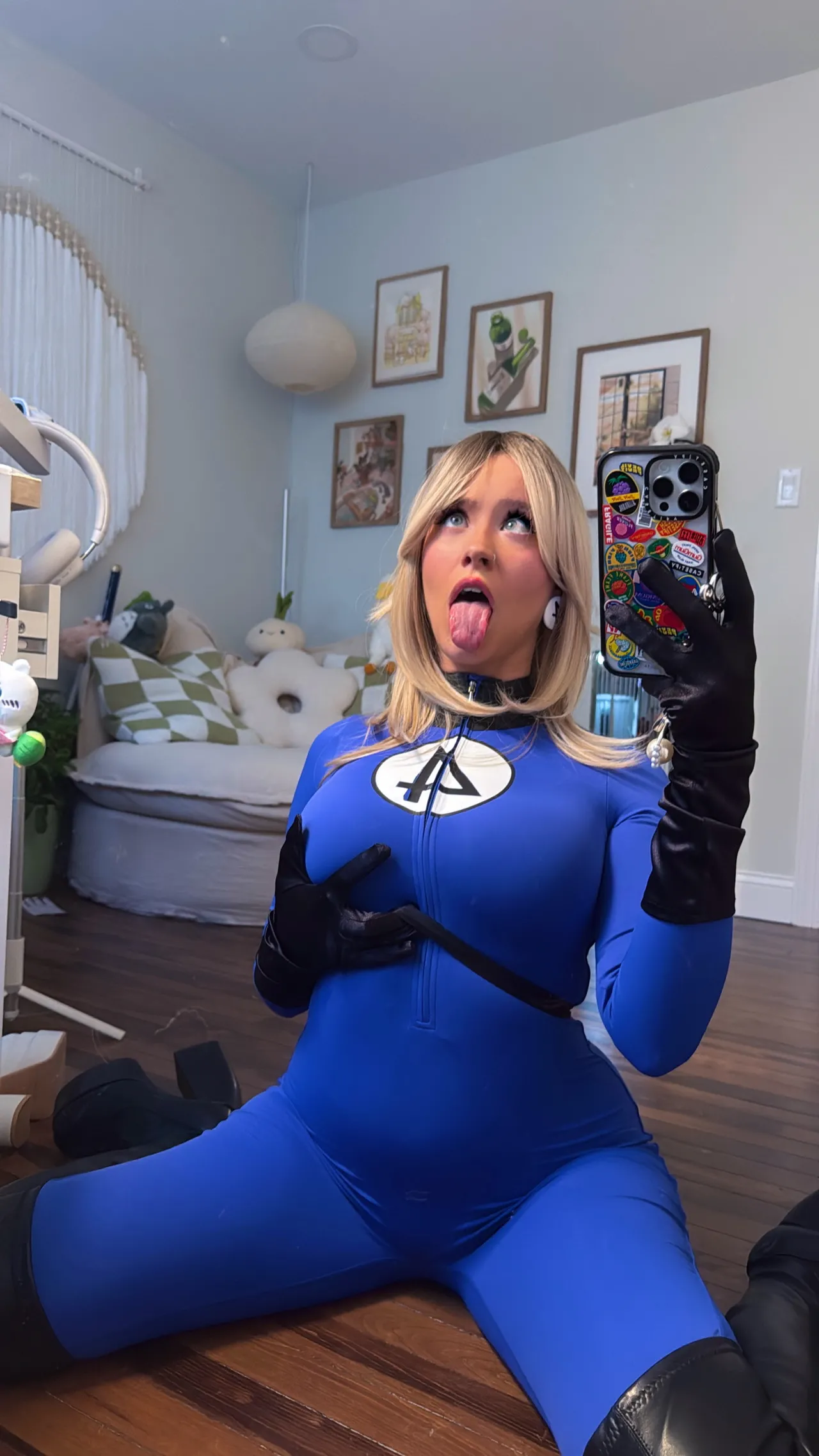 ThousandHunny – Invisible Woman ThousandHunny – Invisible Woman