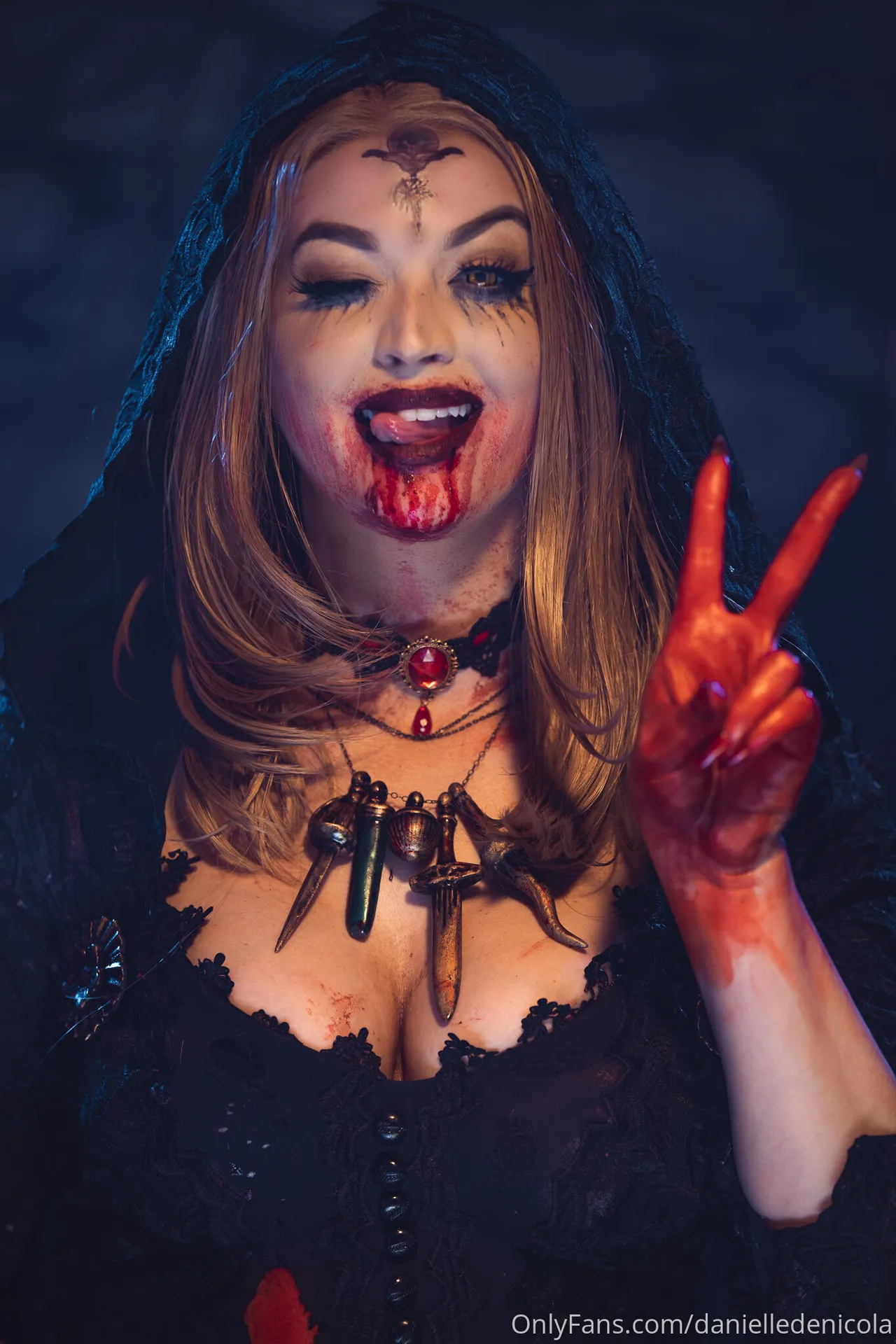 Danielle DeNicola - Bela Dimitrescu Danielle DeNicola - Bela Dimitrescu