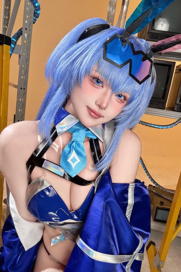 Yuyu - Azur Route Garden Racing Suit 8 Yuyu - Azur Route Garden Racing Suit