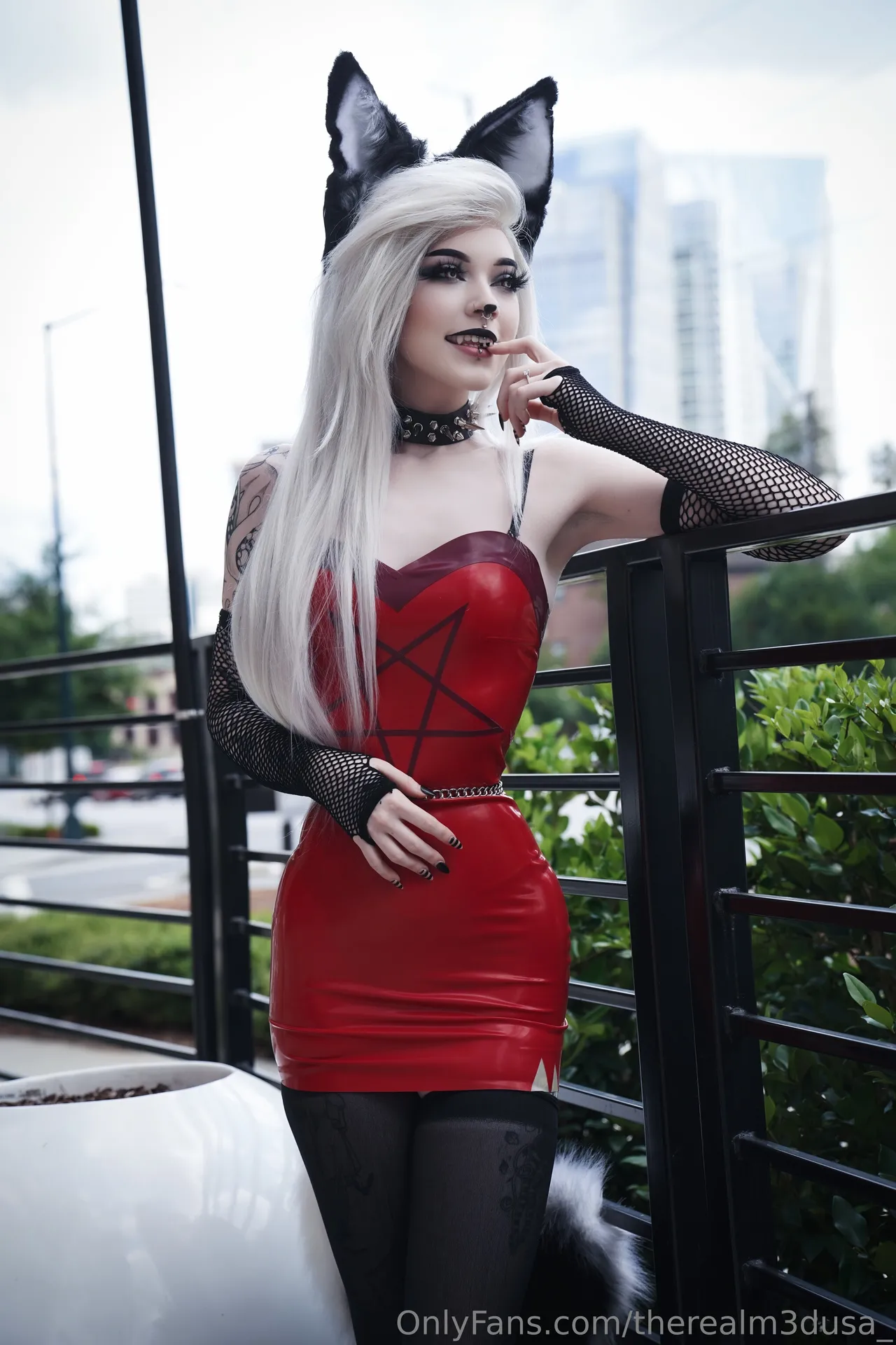 Medusa Black - Loona 4 Medusa Black - Loona 4