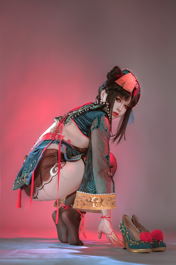Banbanko 半半子 – Tessa (Naraka: Bladepoint) 2 Banbanko 半半子 – Tessa (Naraka: Bladepoint) 2