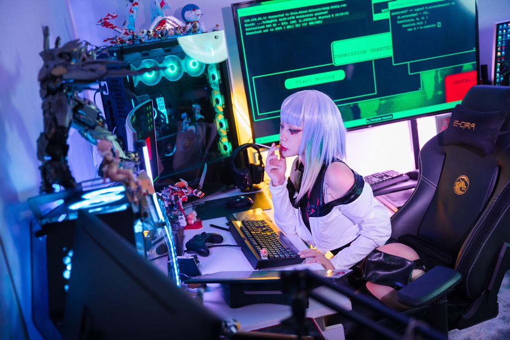 Umeko J – Lucy (Cyberpunk Edgerunners) Umeko J – Lucy (Cyberpunk Edgerunners)