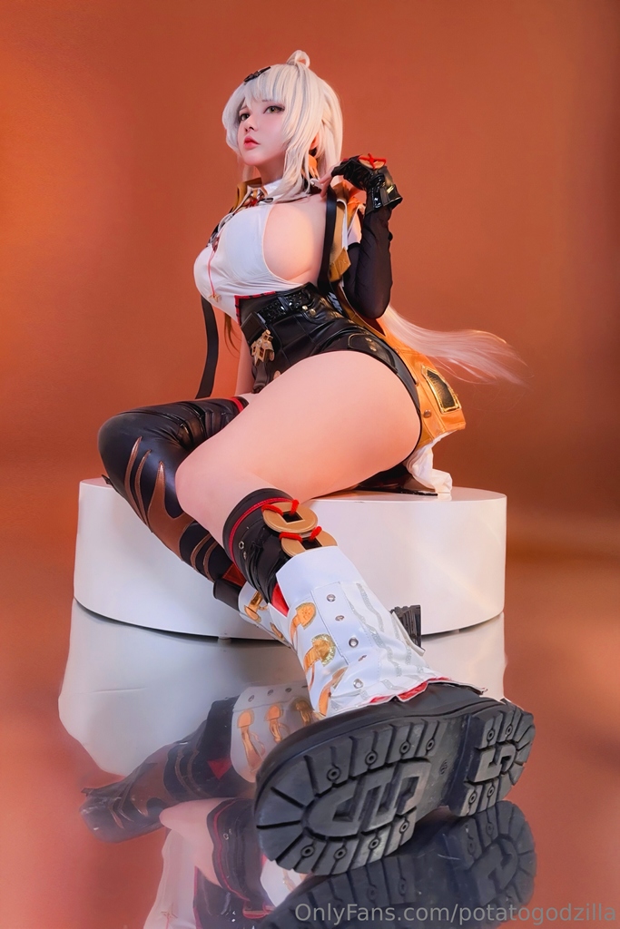Potato Godzilla – Yixuan 1 Potato Godzilla – Yixuan 1