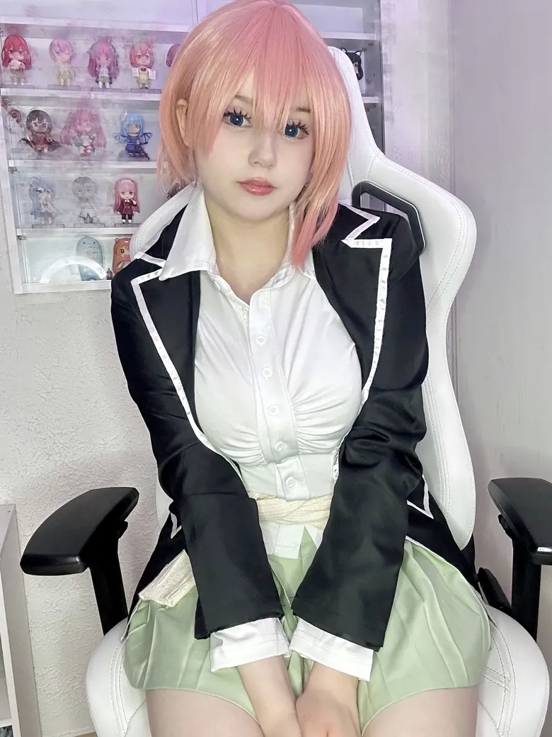 Upminaa - Ichika Upminaa - Ichika