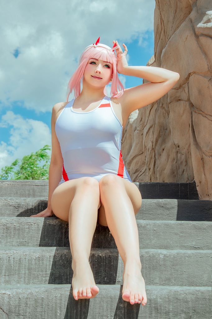Aluctoria – Zero two Swimsuit Aluctoria – Zero two Swimsuit