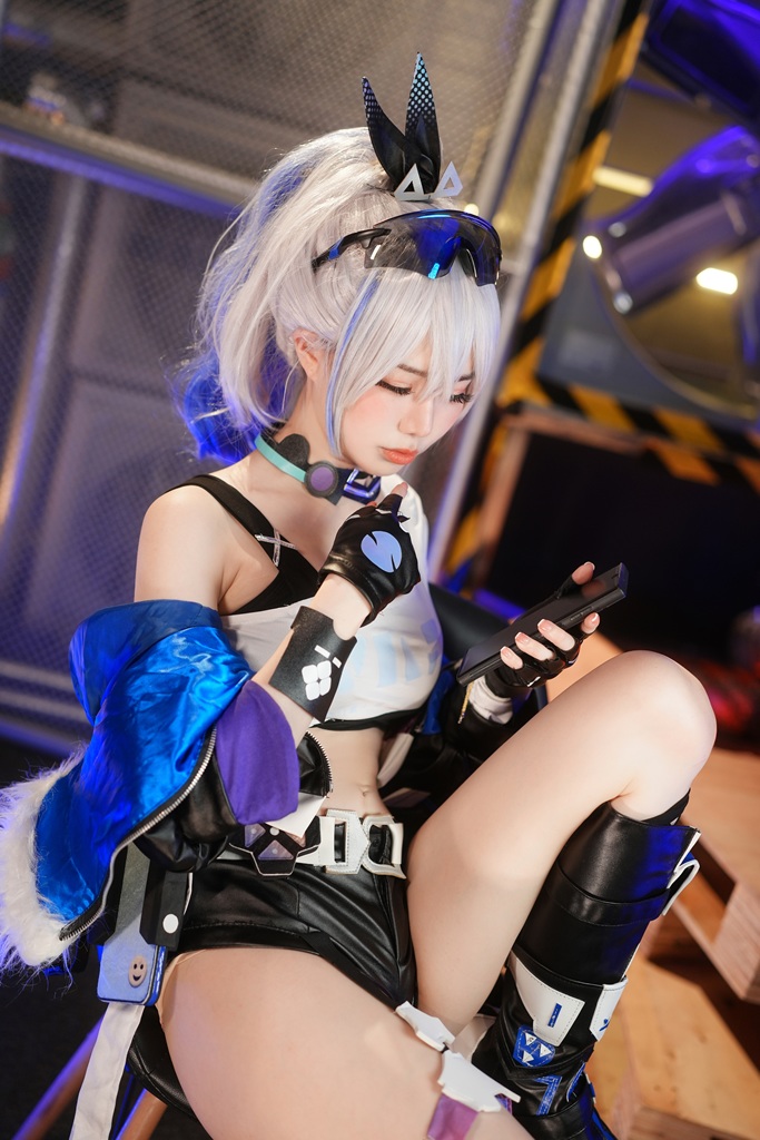 Sally Dorasnow – Silver Wolf (Honkai: Star Rail) Sally Dorasnow – Silver Wolf (Honkai: Star Rail)
