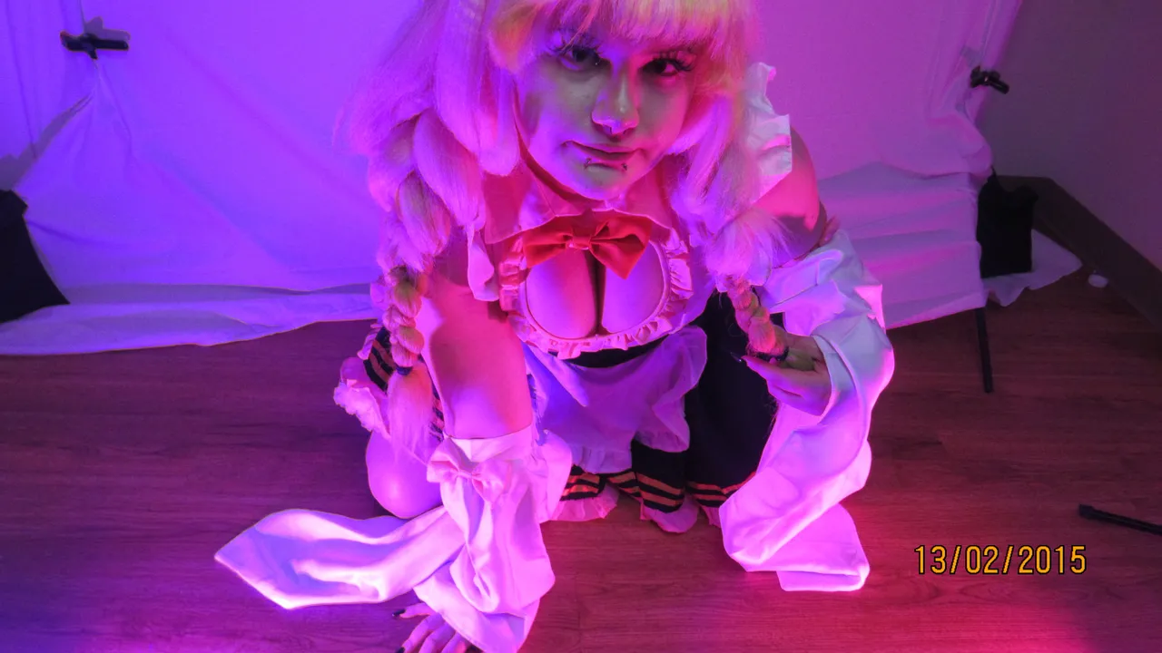 Bonbons Graveyard - Mitsuri maid Bonbons Graveyard - Mitsuri maid