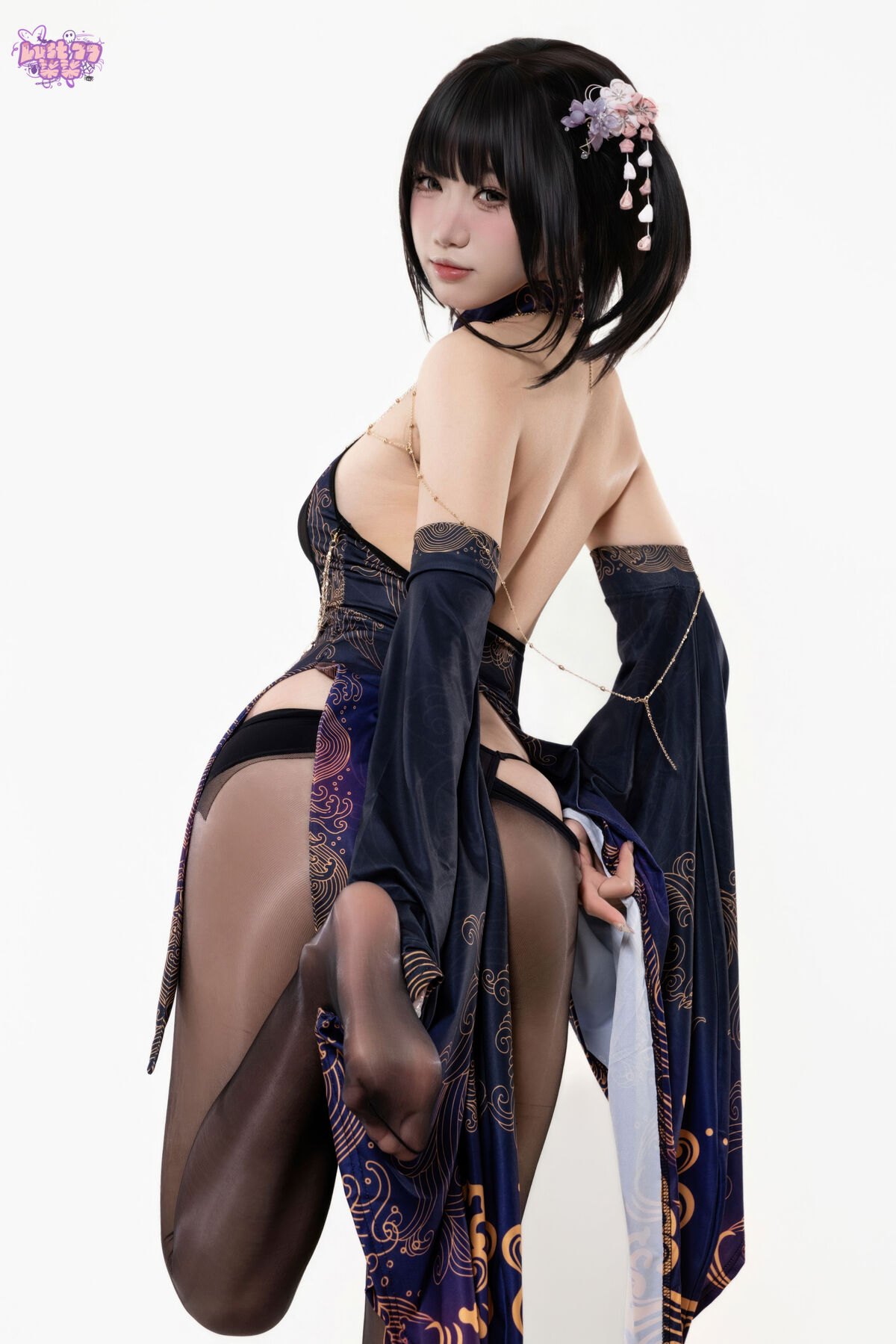 Coser@ Qi Qi Be Good - Zidian (70P) Coser@ Qi Qi Be Good - Zidian (70P)