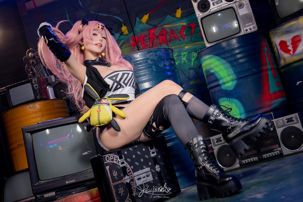 Yaokoututu 咬人小小兔 – Nicole (Zenless Zone Zero) Yaokoututu 咬人小小兔 – Nicole (Zenless Zone Zero)