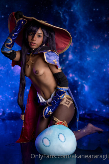 Akane Araragi - Mona 9 Akane Araragi - Mona