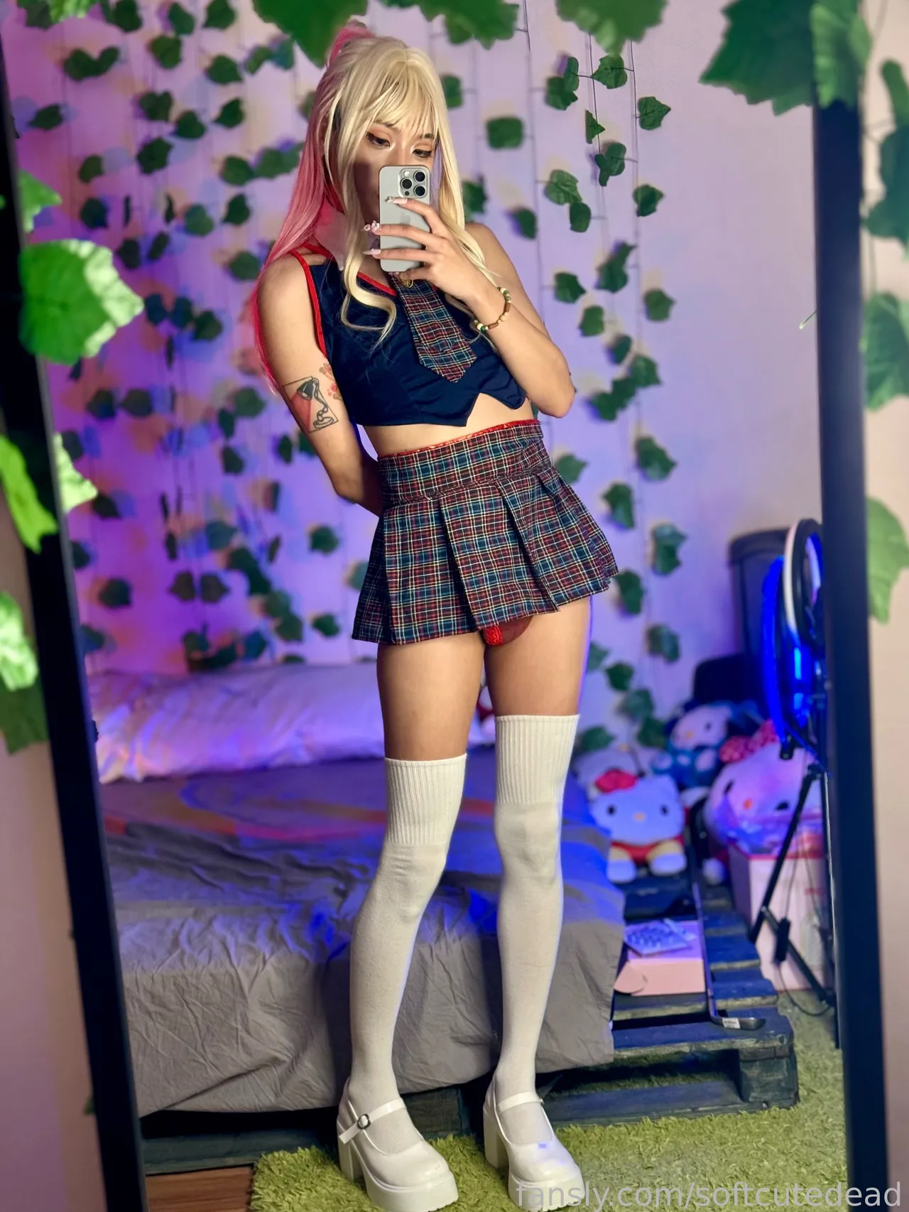 Soft Cute Dead - Marin Soft Cute Dead - Marin