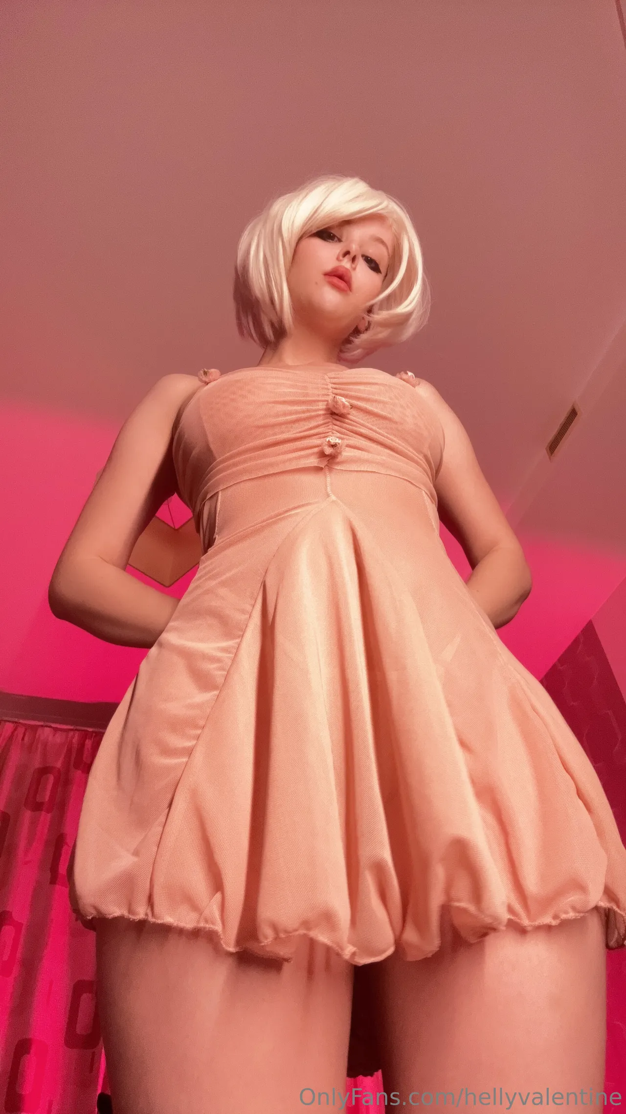 Helly Valentine - Sexy 2B Helly Valentine - Sexy 2B