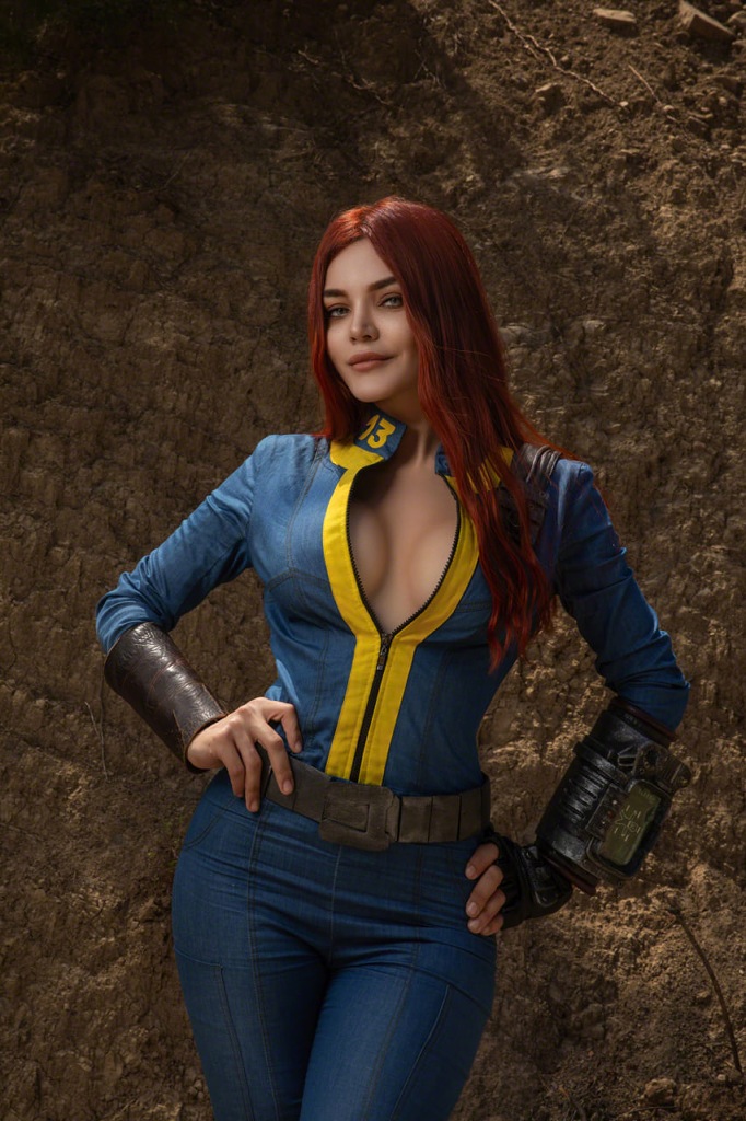 Kalinka Fox – Vault Dweller 1 Kalinka Fox – Vault Dweller 1
