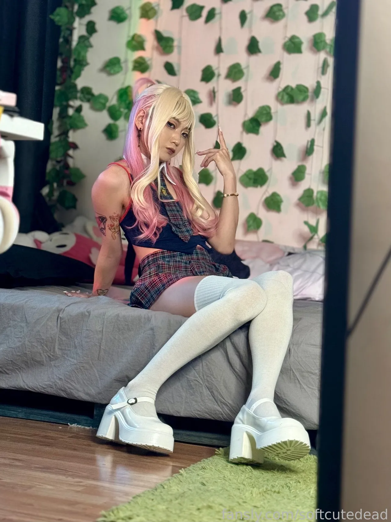 Soft Cute Dead - Marin Soft Cute Dead - Marin