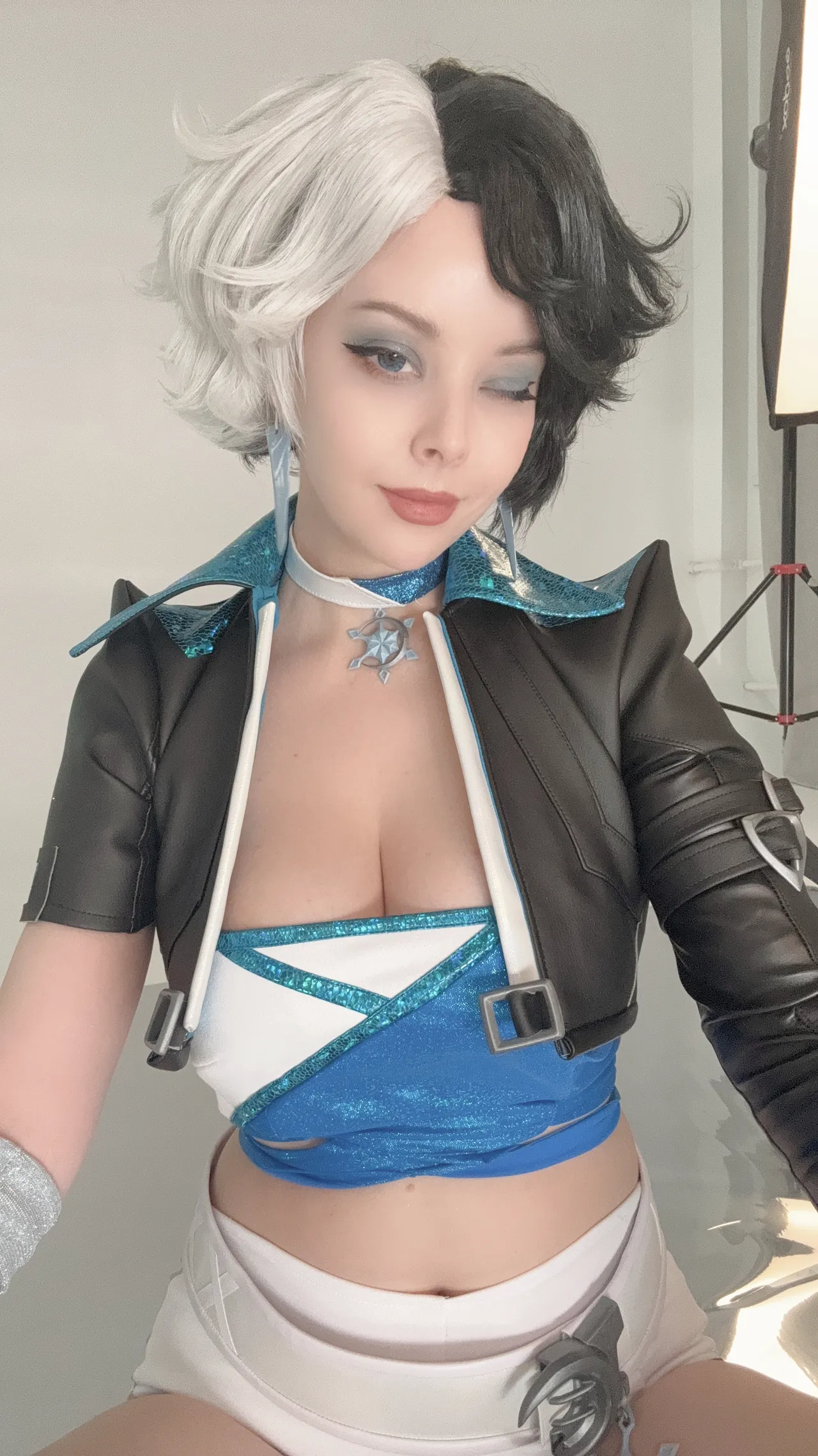 Helly Valentine - Luna Snow selfie Helly Valentine - Luna Snow selfie