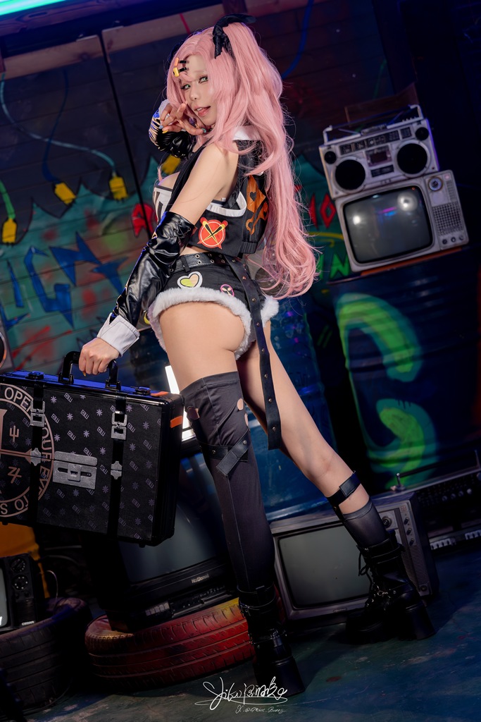 Yaokoututu 咬人小小兔 – Nicole (Zenless Zone Zero) Yaokoututu 咬人小小兔 – Nicole (Zenless Zone Zero)